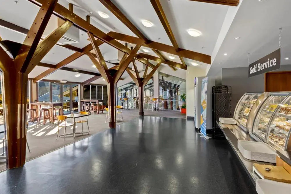 Restaurant/places to eat in The Hermitage Hotel Mt Cook Restaurant/places to eat in The Hermitage Hotel Mt Cook