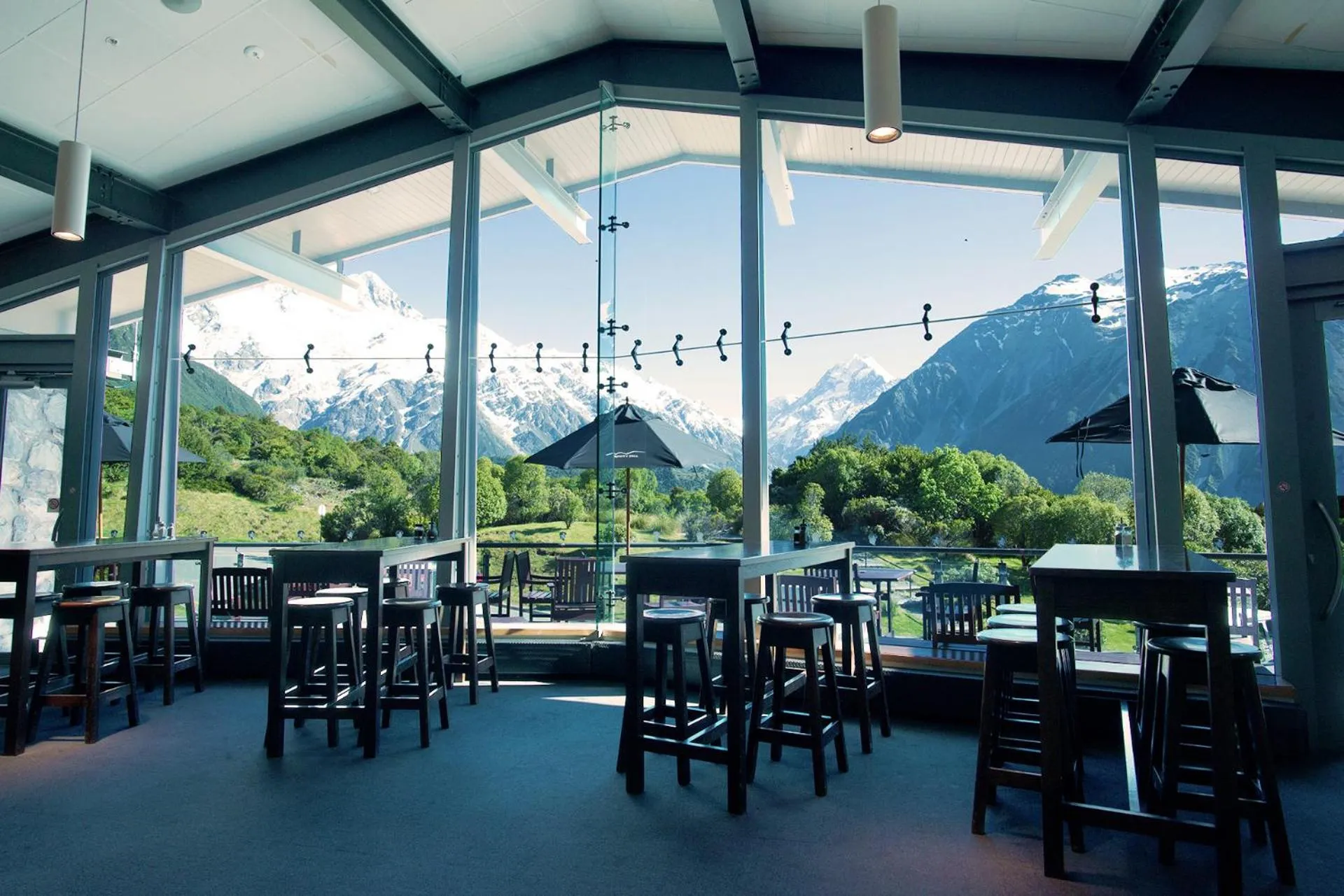 Lunch in The Hermitage Hotel Mt Cook