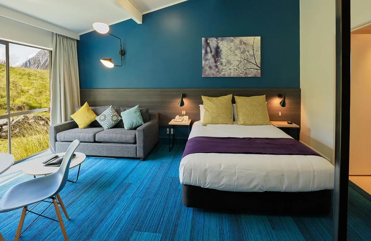Mt Cook Lodge and Motels