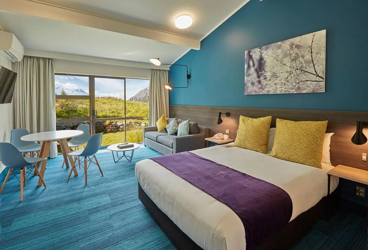Mt Cook Lodge and Motels
