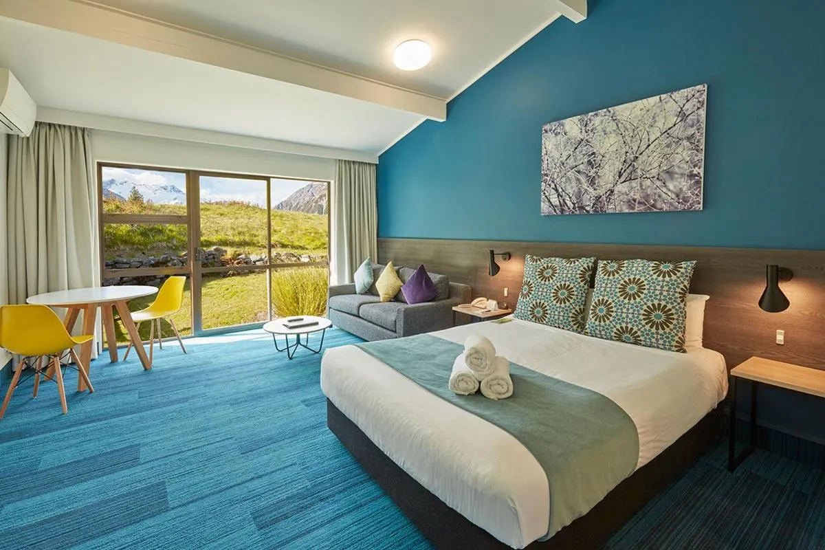 Mt Cook Lodge and Motels