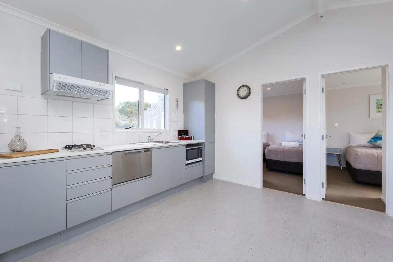 Self Contained 2 Bedroom unit up to sleep 4 in Foxton Beach Holiday Park Self Contained 2 Bedroom unit up to sleep 4 in Foxton Beach Holiday Park