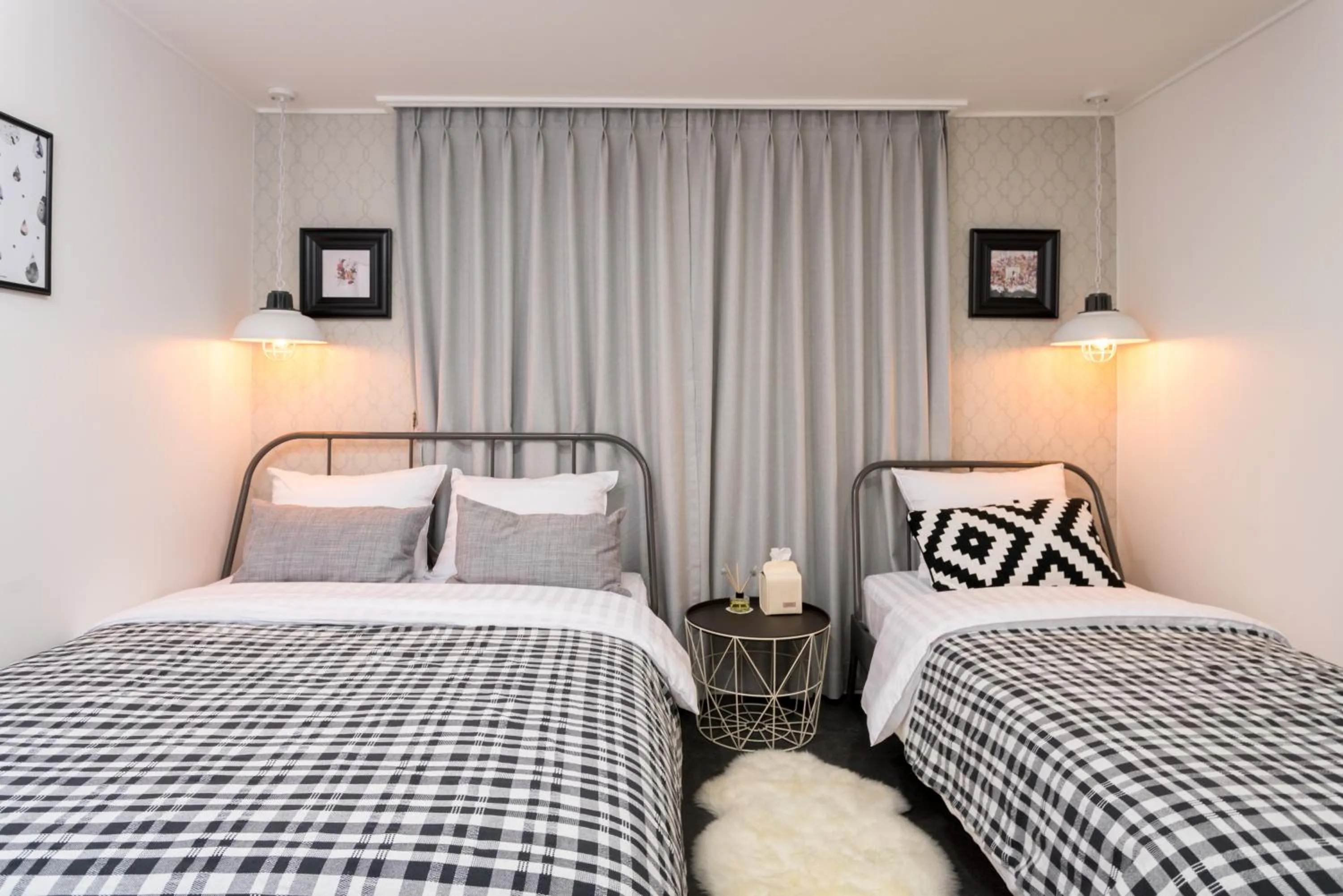 Bedroom, Bed in Neat House