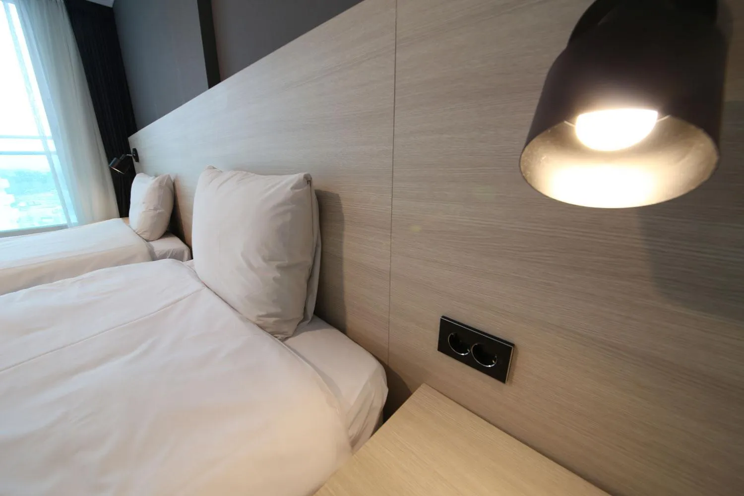 Bed in Gyeongpo Soo Hotel