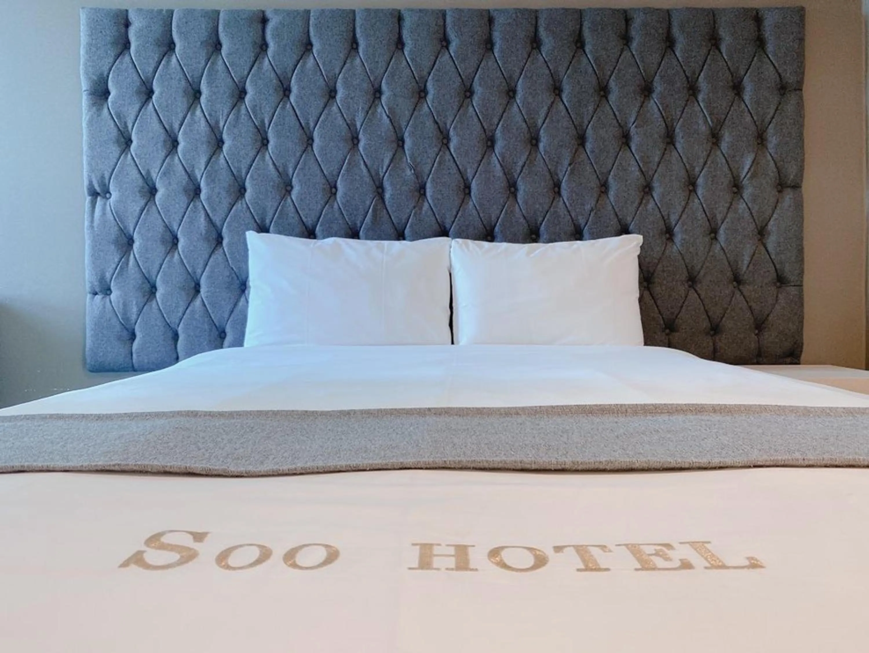 Bed in Gyeongpo Soo Hotel