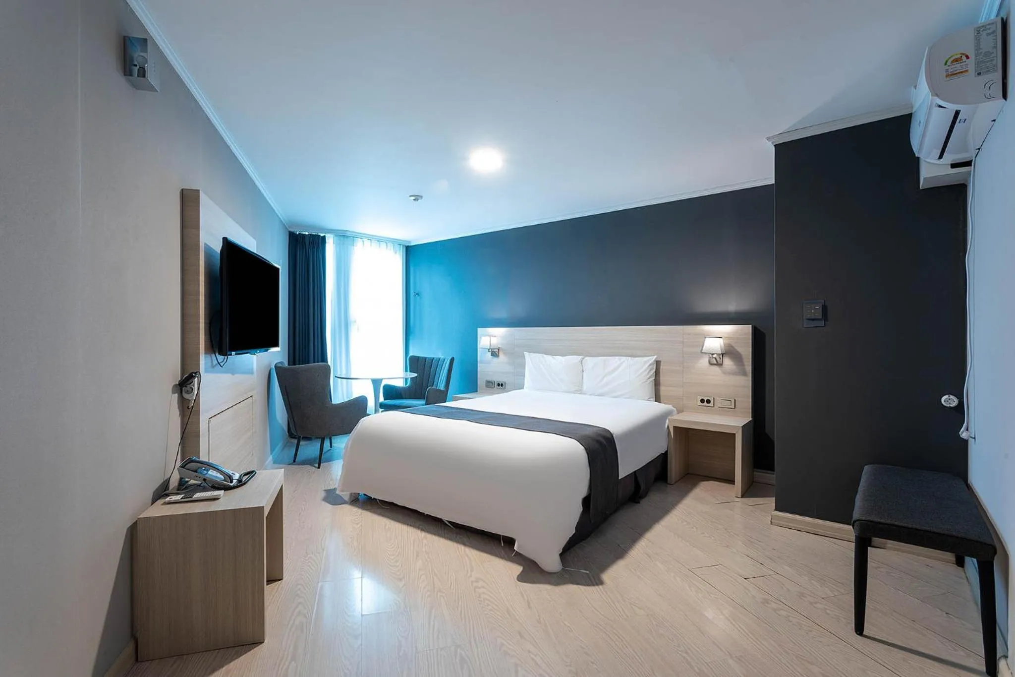 Bed in Gyeongpo Soo Hotel