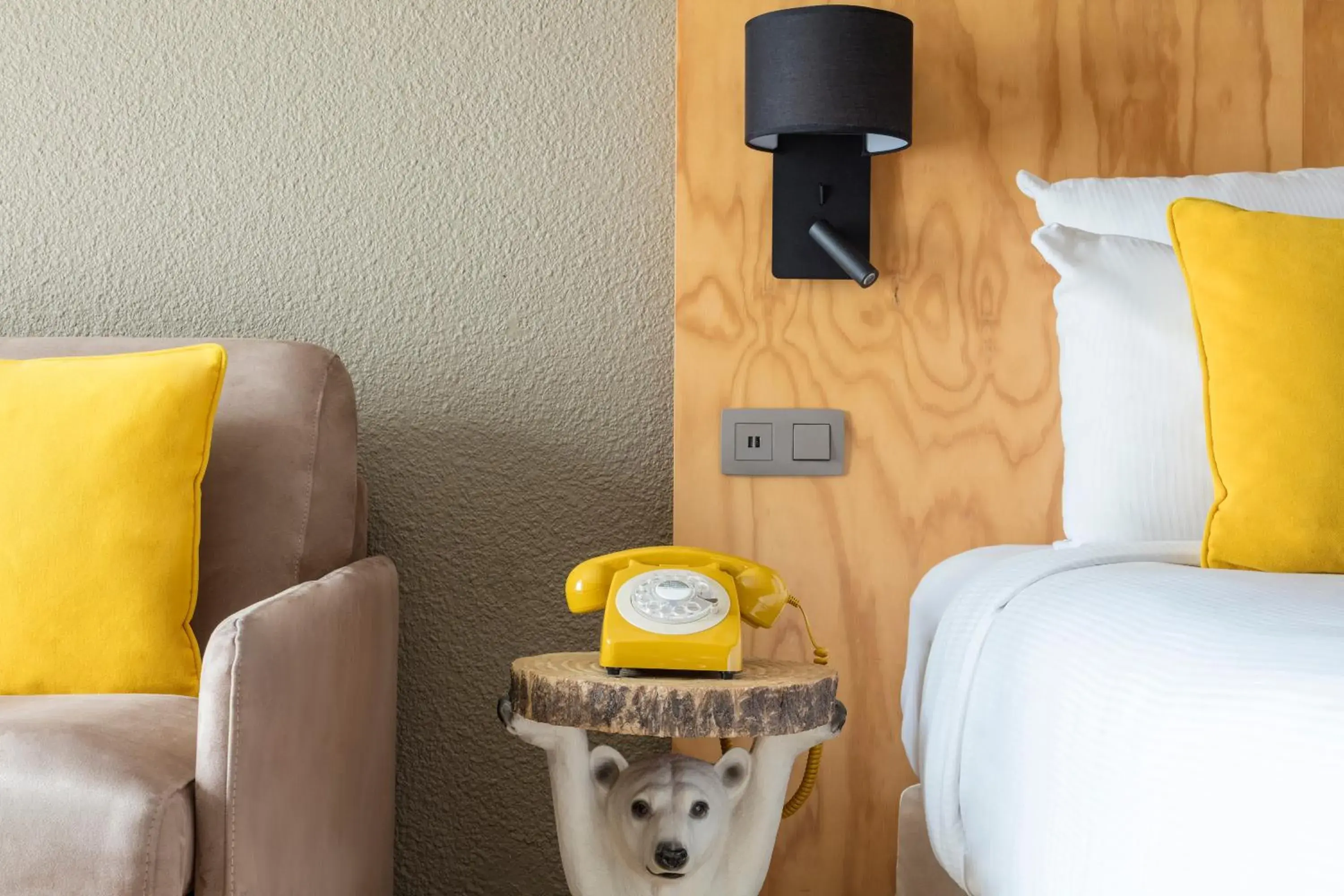 Bed in Hôtel Les Aiglons Chamonix Bed in Hôtel Les Aiglons Chamonix