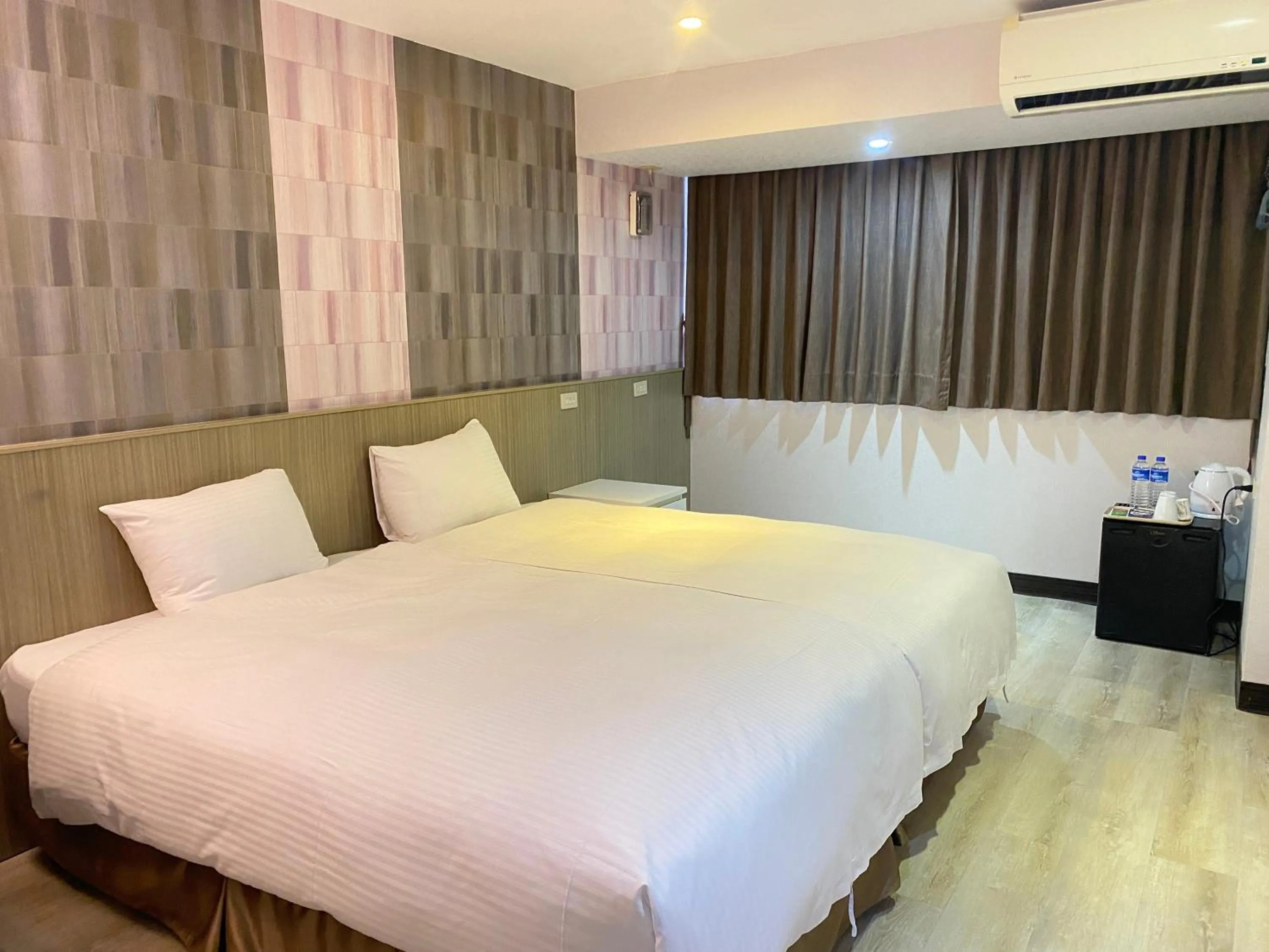 TV and multimedia, Bed in Taipei Hotel Zoo