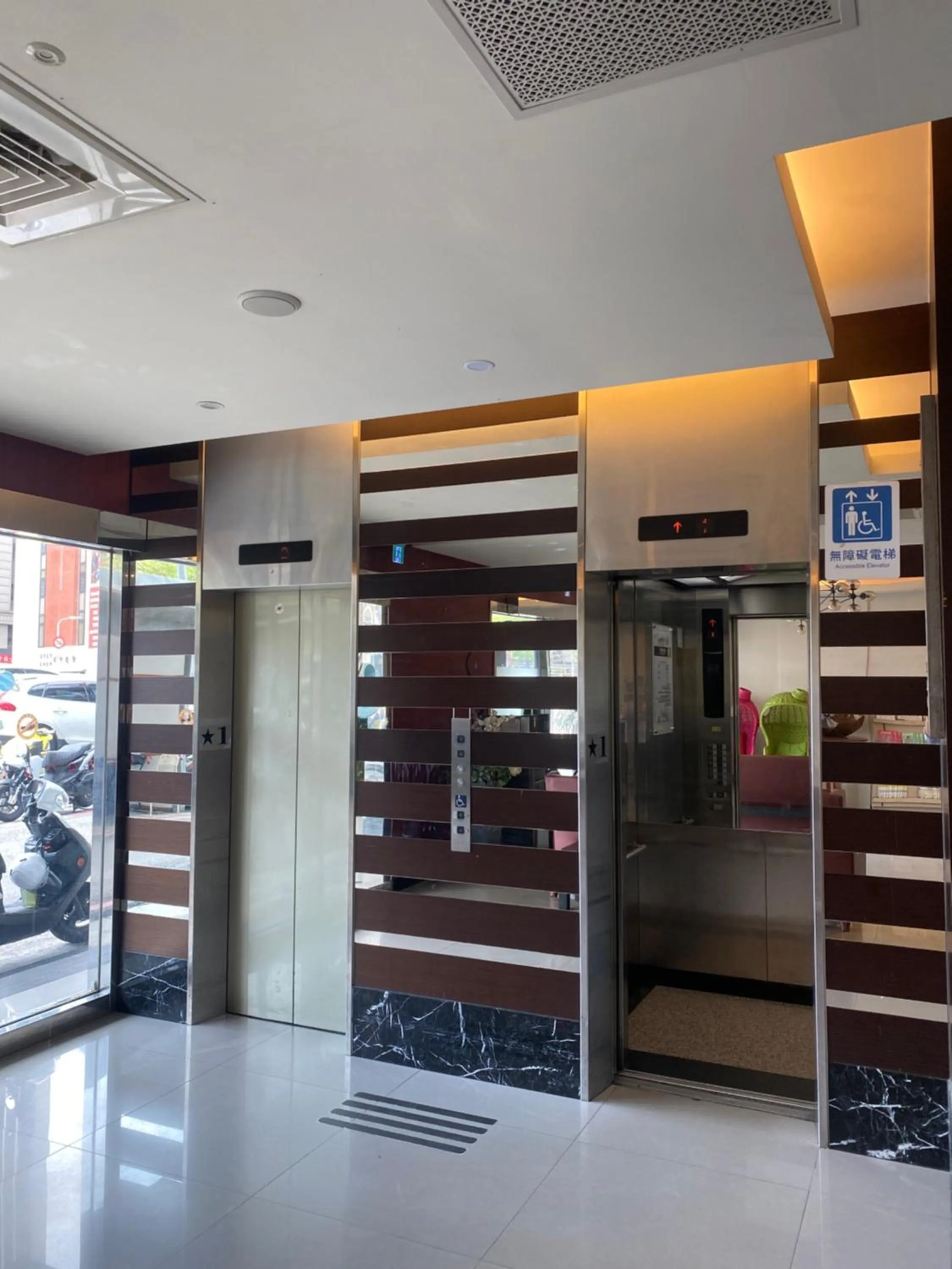 Facility for disabled guests in Taipei Hotel Zoo