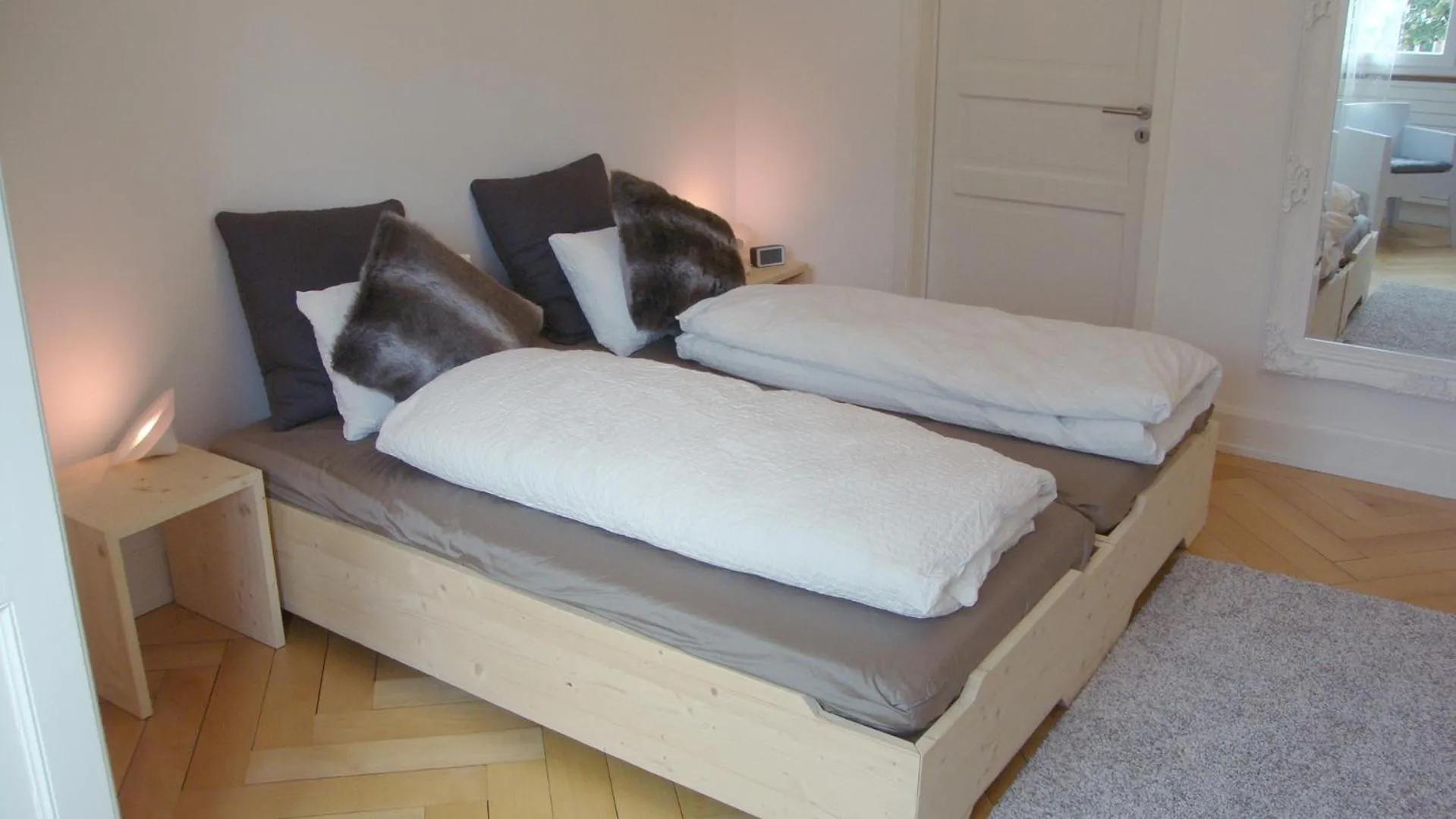 Day, Bed in B&B Laupenring, Basel