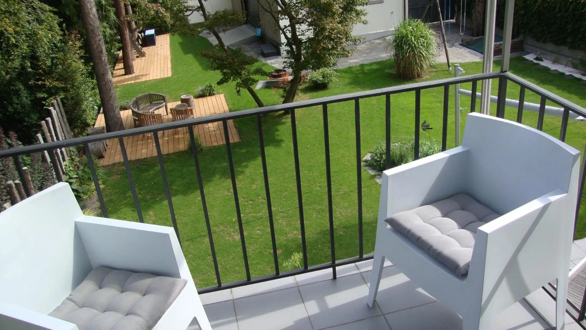 Balcony/Terrace in B&B Laupenring, Basel