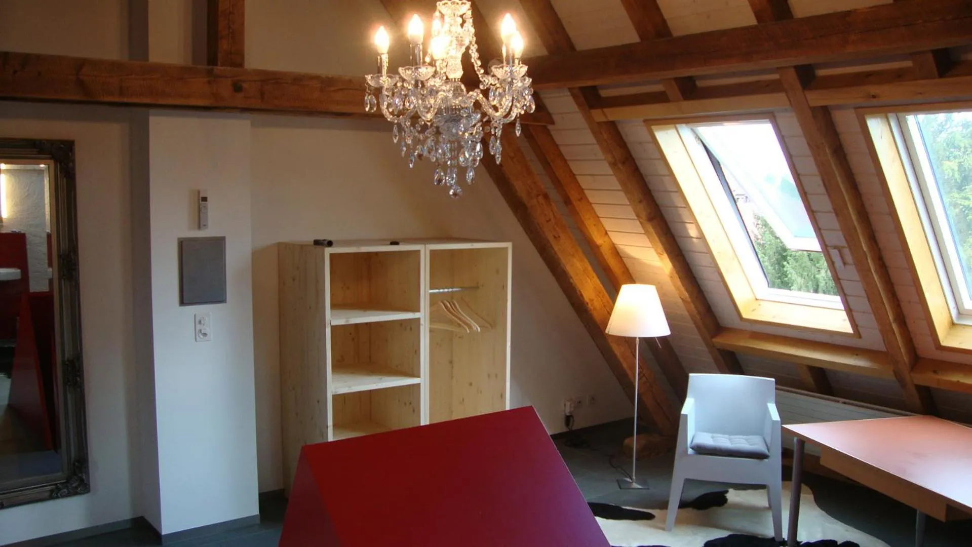 Photo of the whole room in B&B Laupenring, Basel
