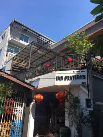 Facade/entrance in Inn Stations Hostel Facade/entrance in Inn Stations Hostel