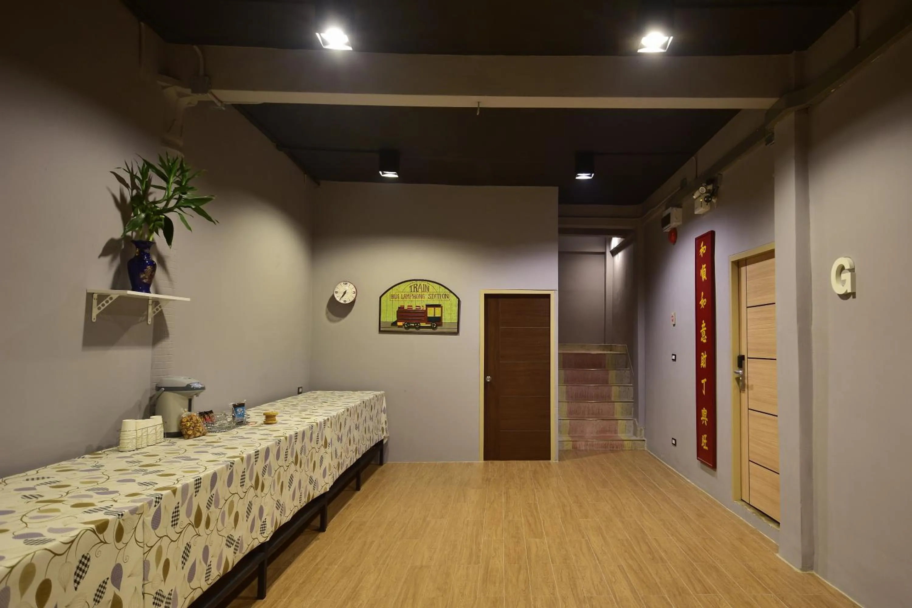 Floor plan, Bed in Inn Stations Hostel