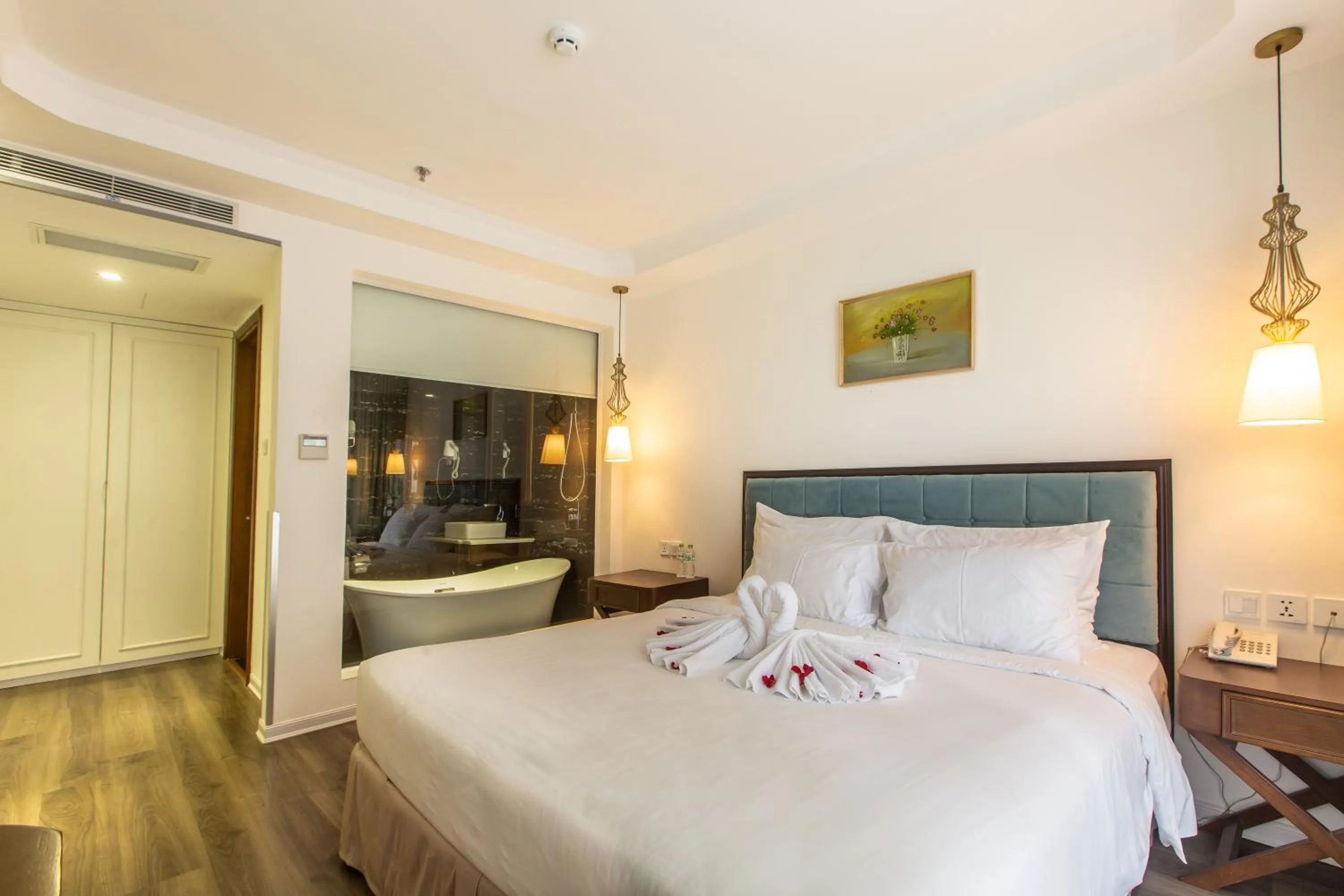 Photo of the whole room, Bed in Adaline Hotel and Suite