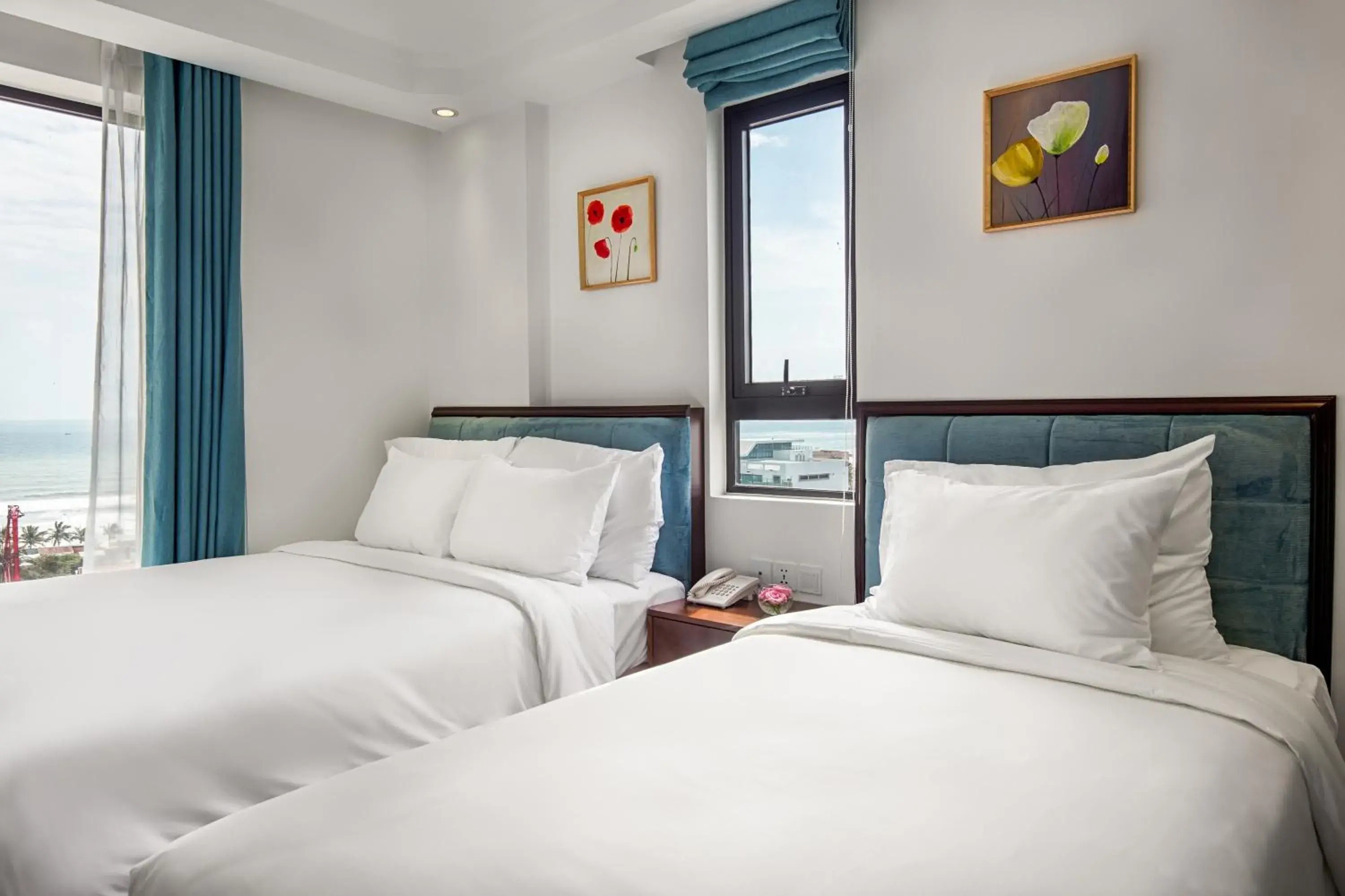 Living room, Bed in Adaline Hotel and Suite Living room, Bed in Adaline Hotel and Suite