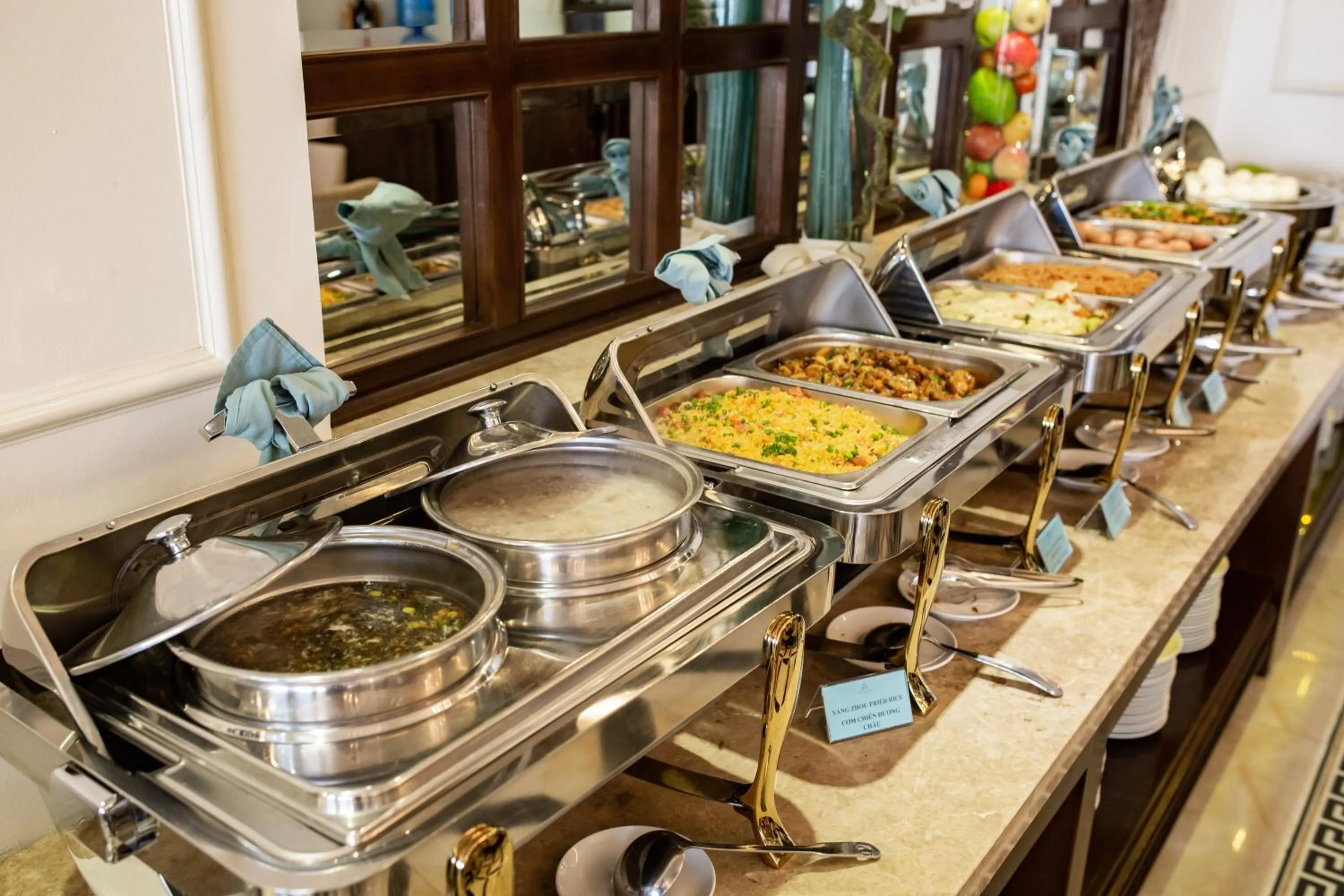 Food in Adaline Hotel and Suite