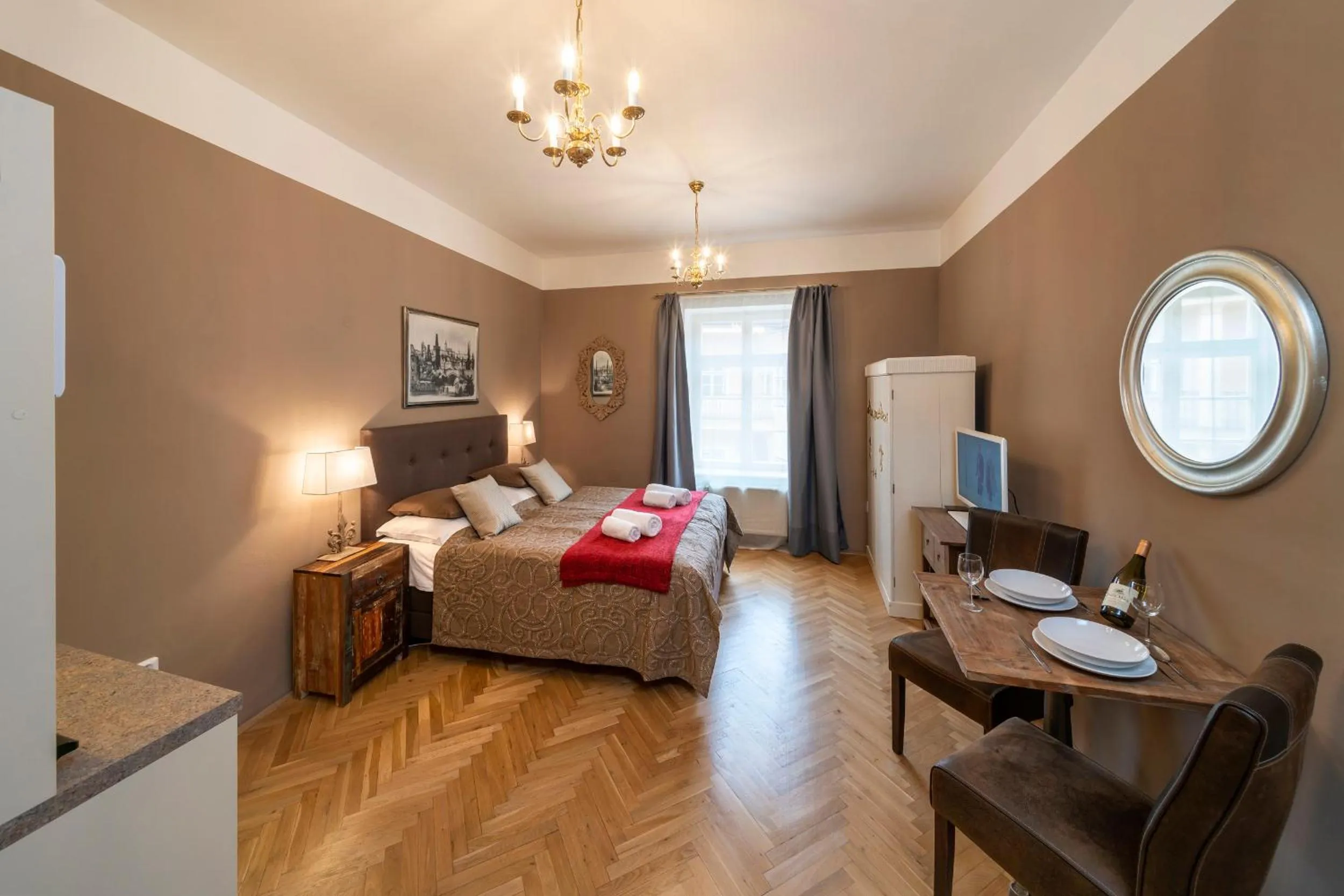 Photo of the whole room, Bed in Old Town - Aparthotel Michalska