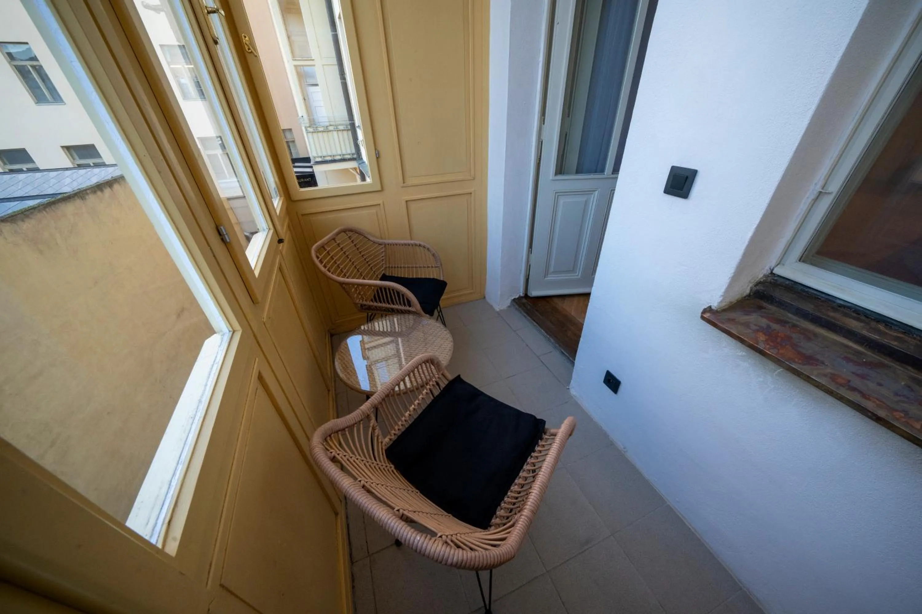 Patio in Old Town - Aparthotel Michalska