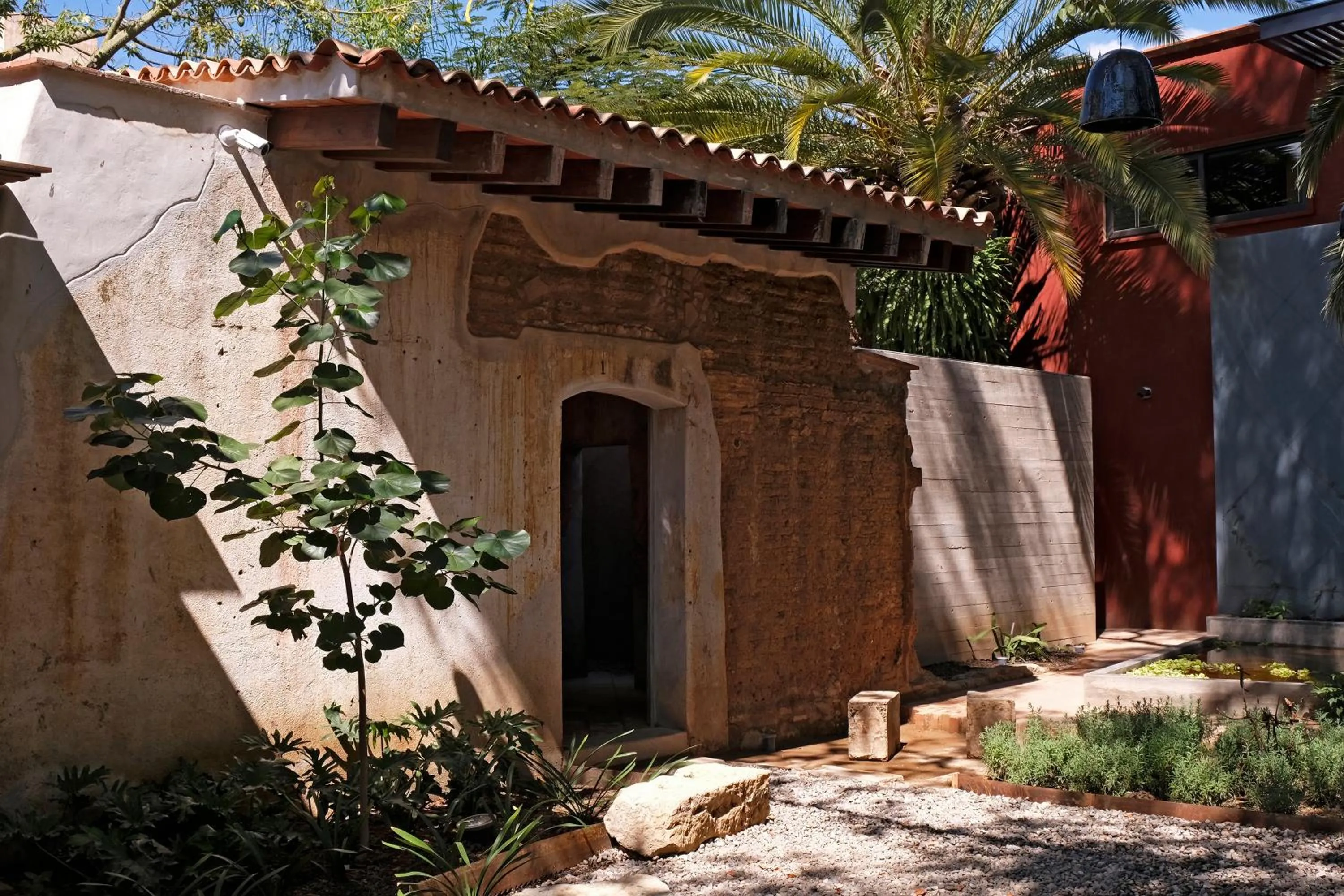 Property building in El Callejón Hotel Boutique