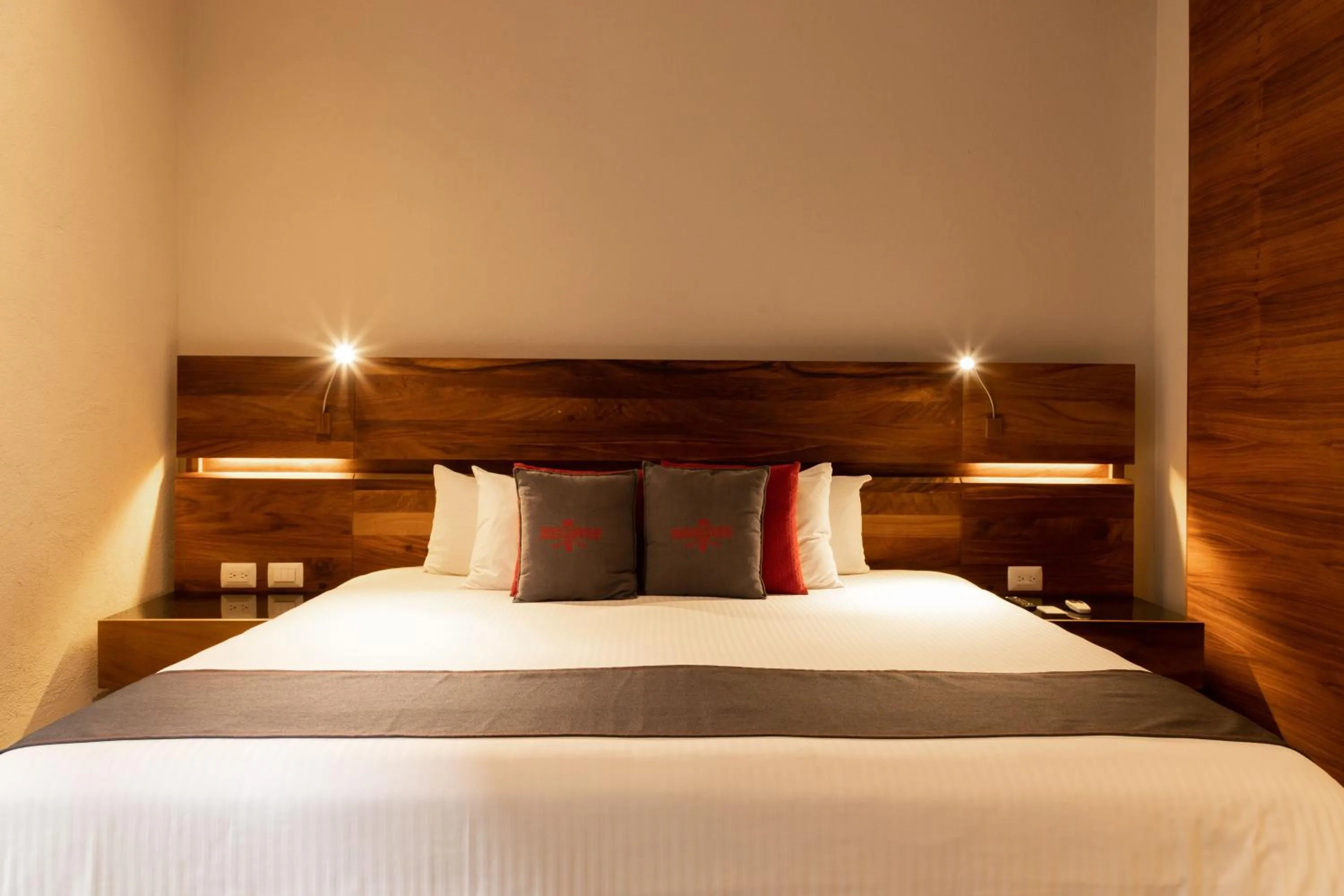 Photo of the whole room, Bed in El Callejón Hotel Boutique