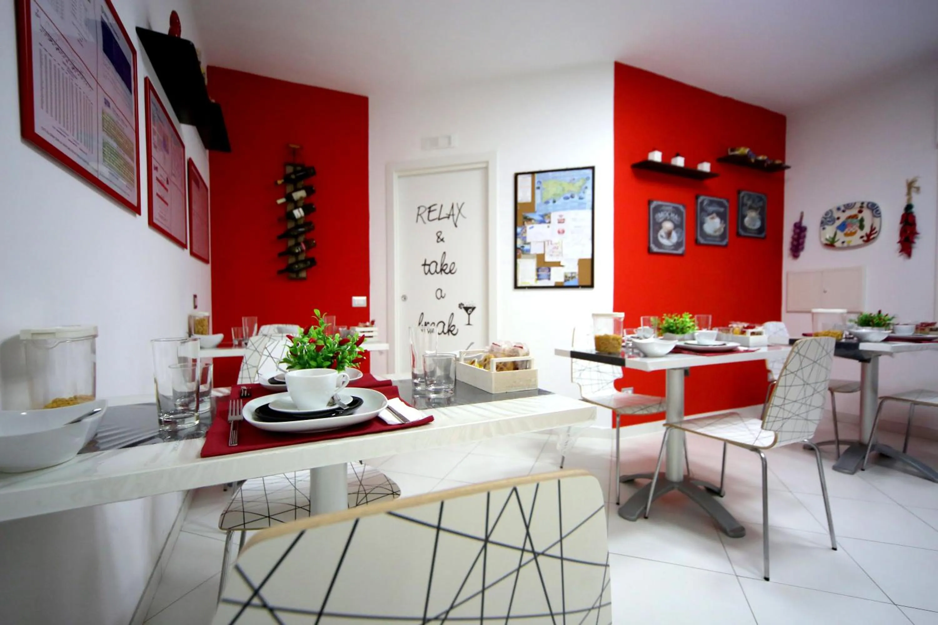 Dining area in MaLu' B&B