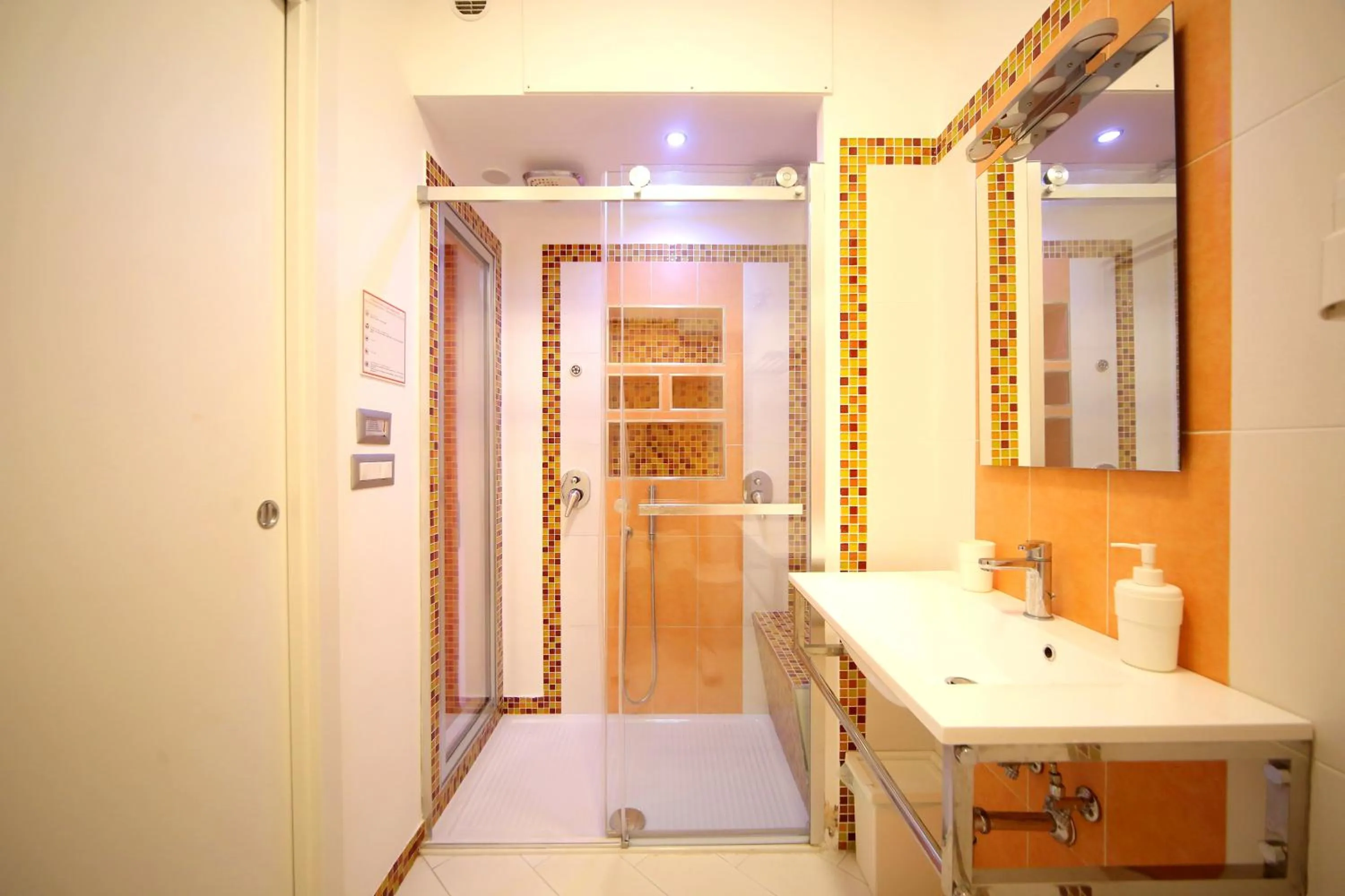 Bathroom in MaLu' B&B