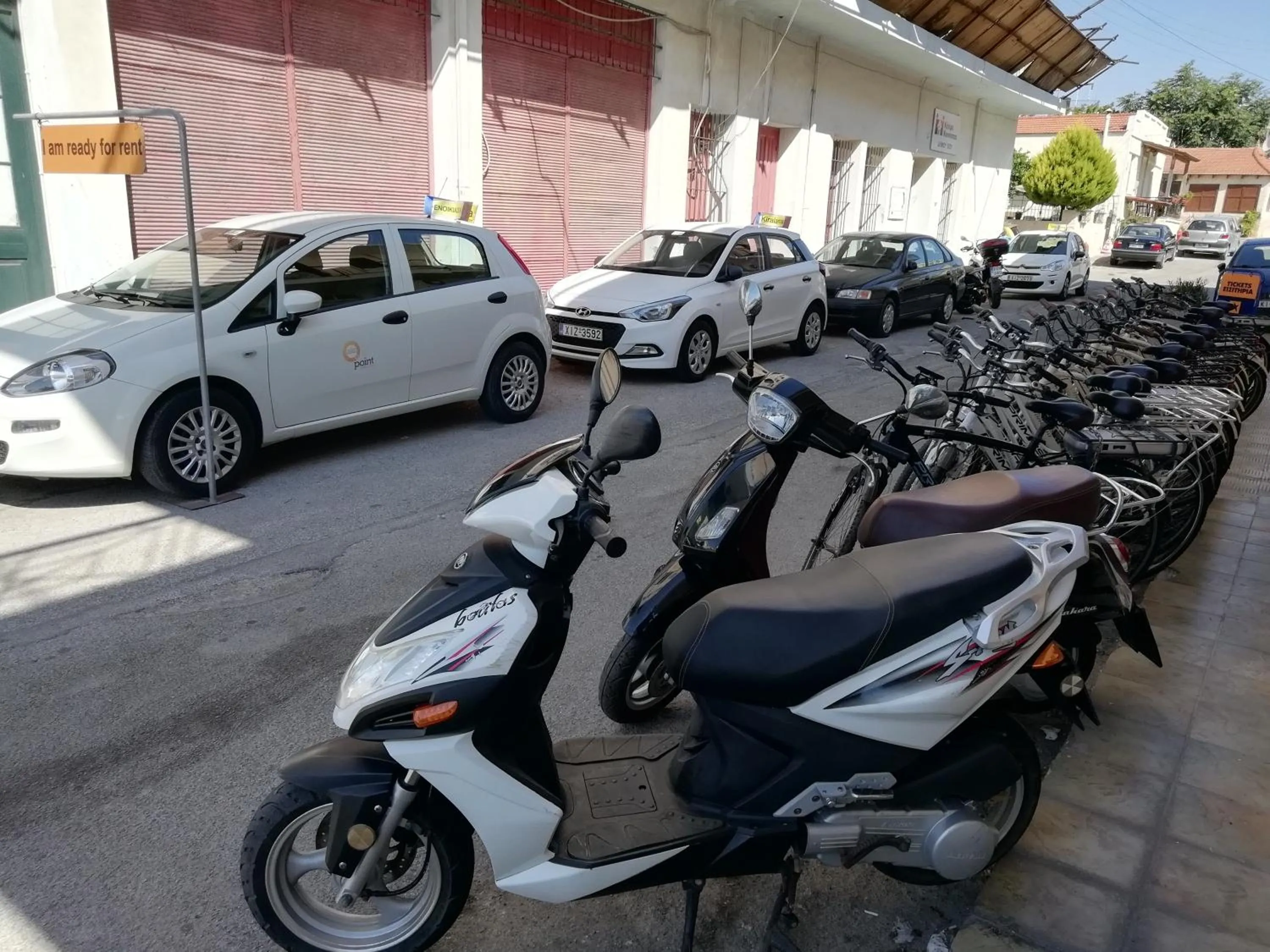 Area and facilities in City Point Chios