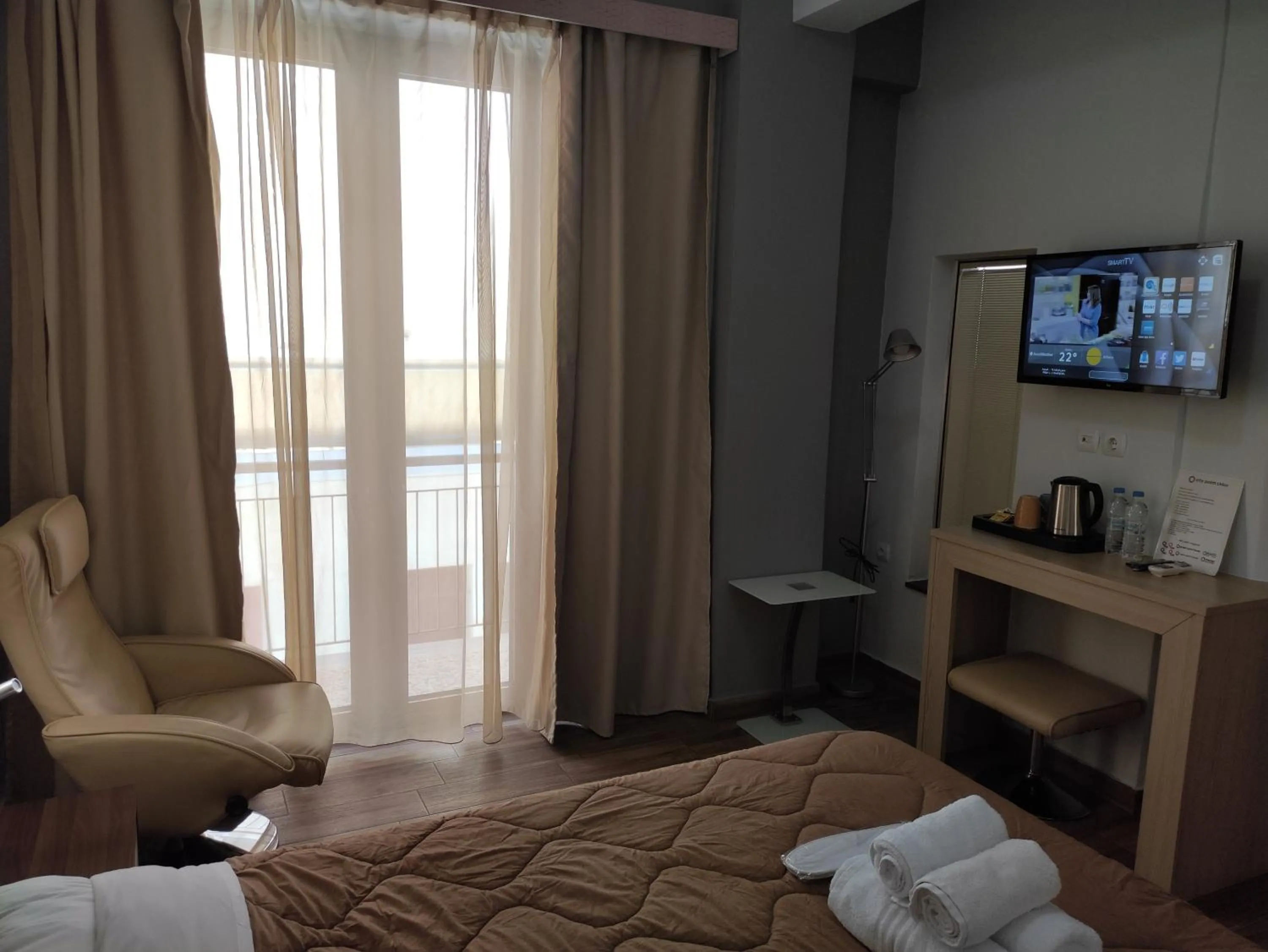 TV and multimedia, Bed in City Point Chios
