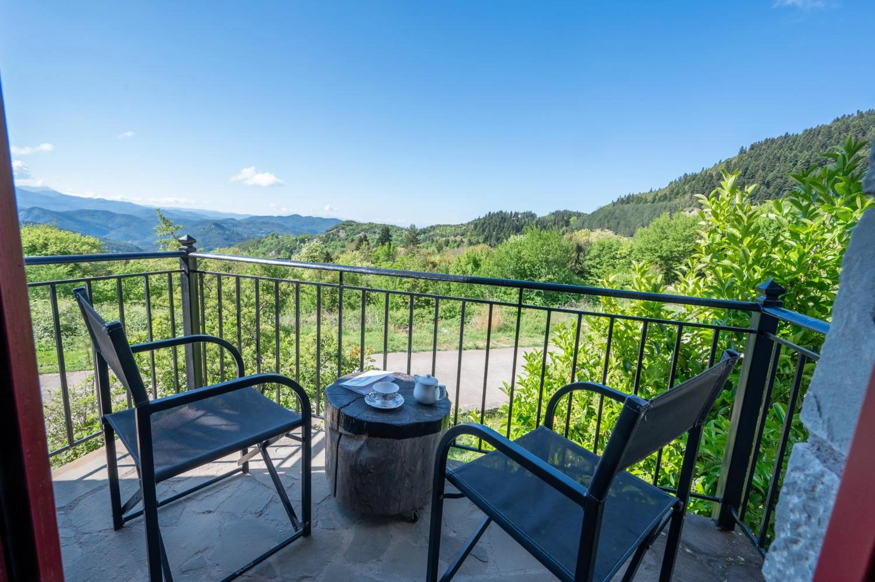 Rouista Tzoumerka Resort