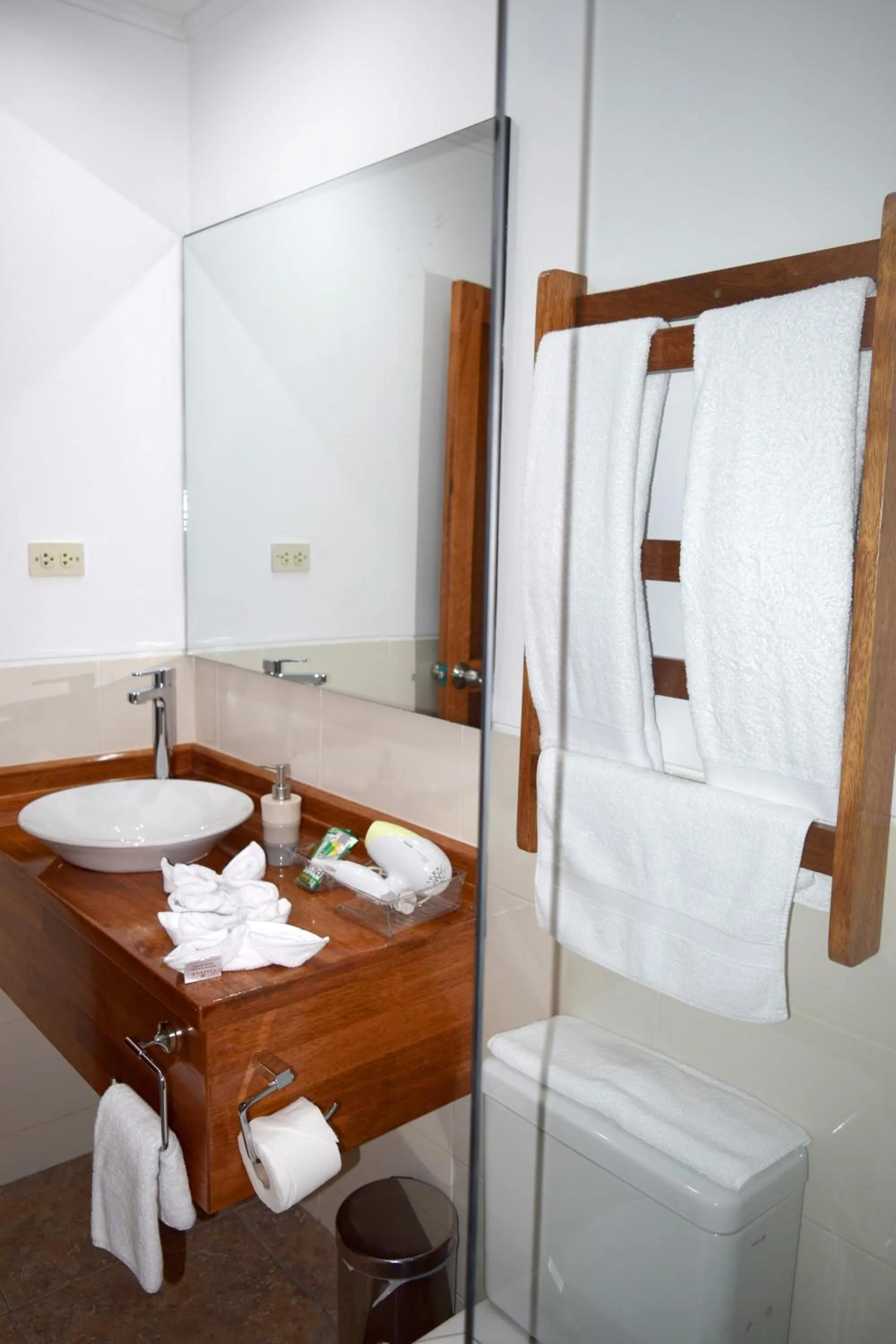 Bathroom in Hotel Jungle House