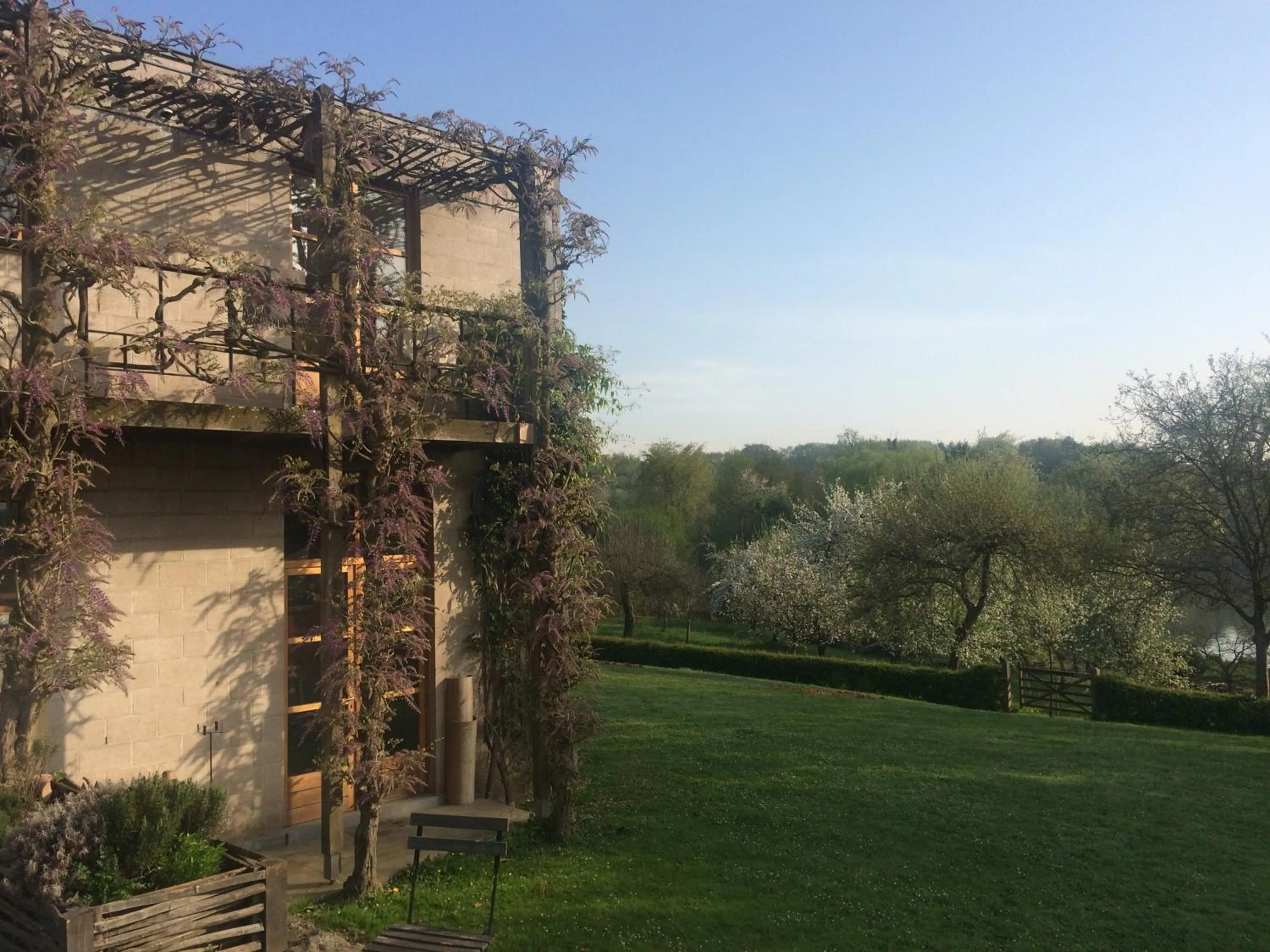 Property building in Le Jardin Des Sources