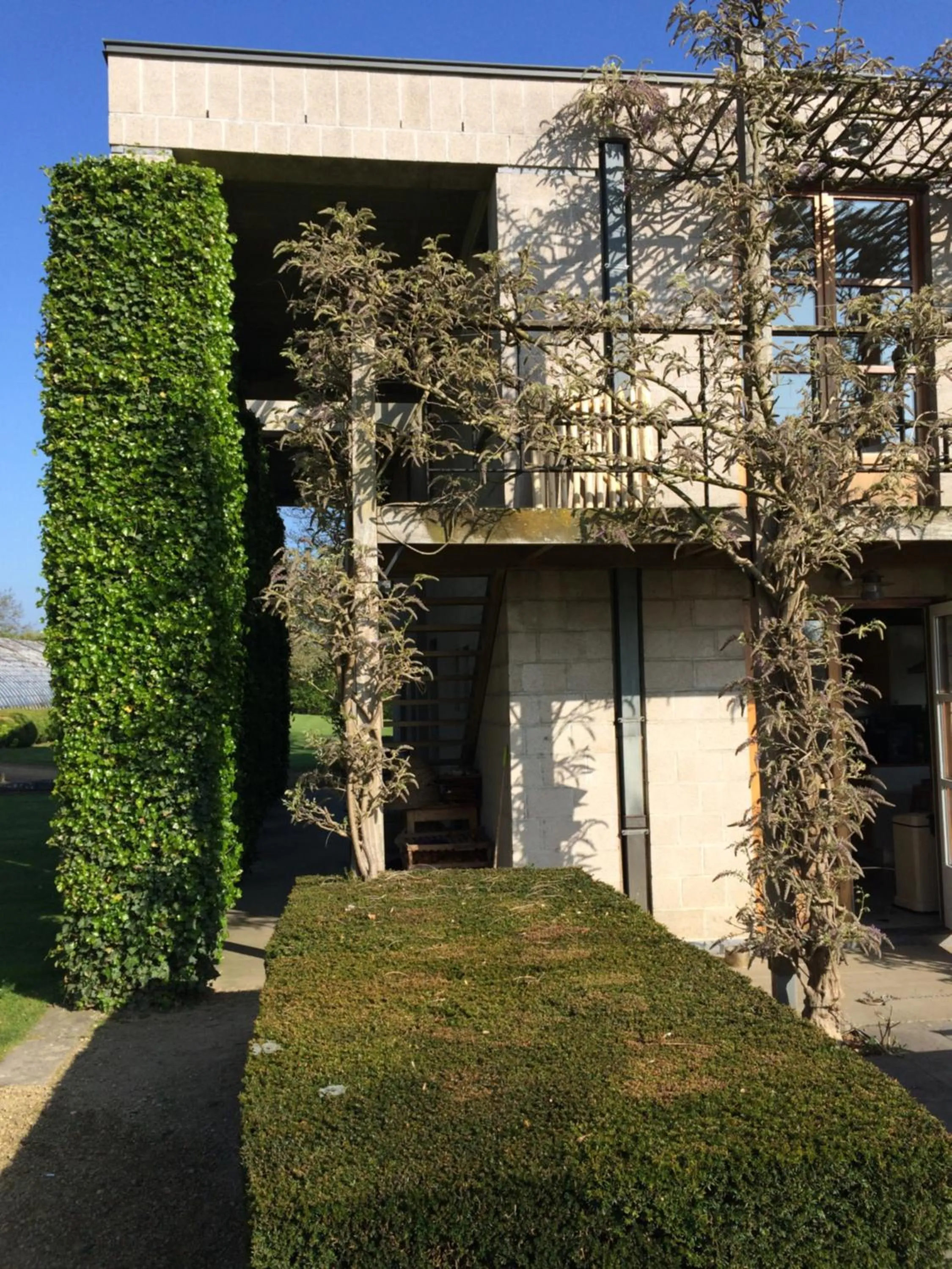 Property building in Le Jardin Des Sources