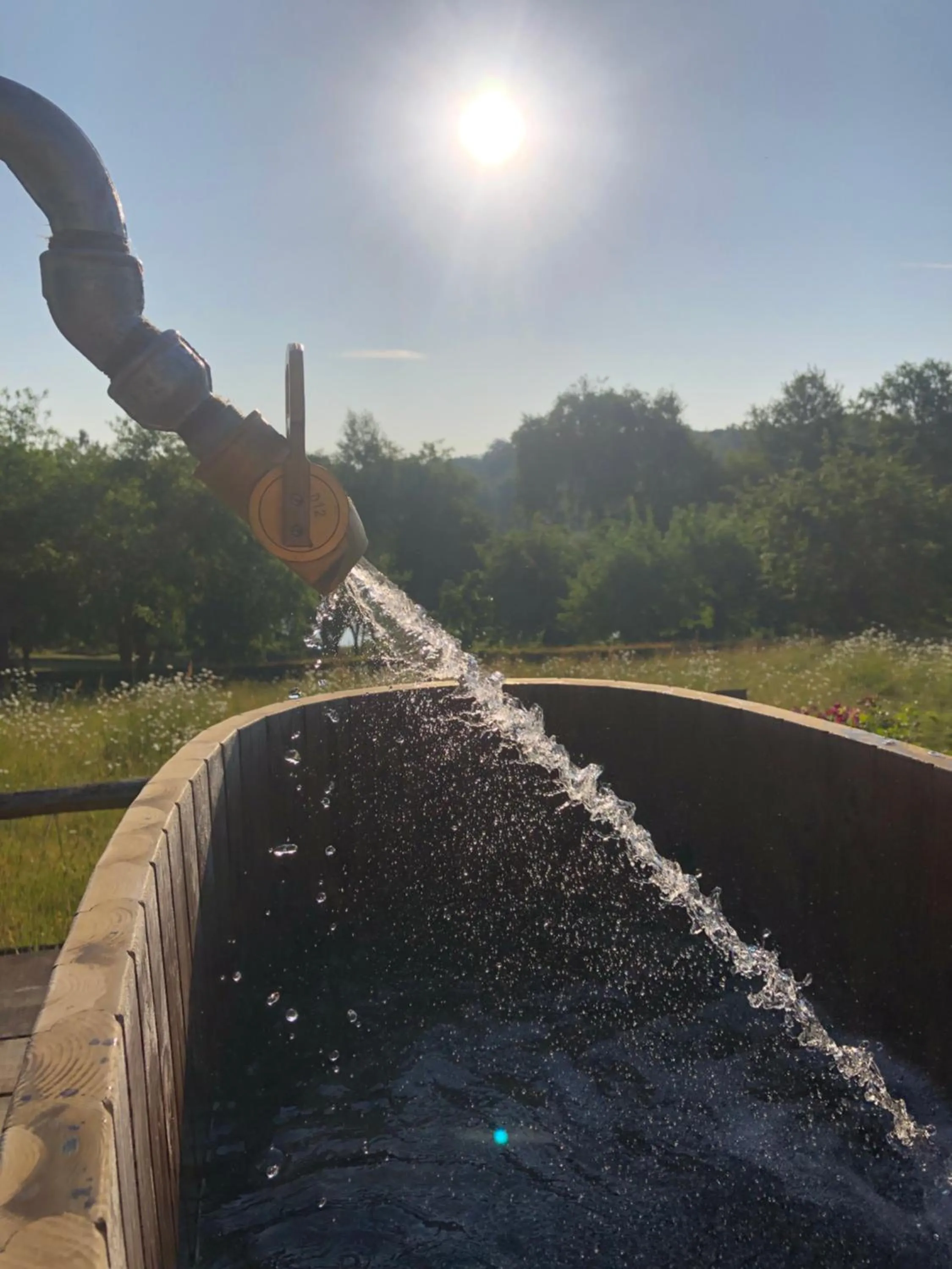 Open Air Bath in Le Jardin Des Sources