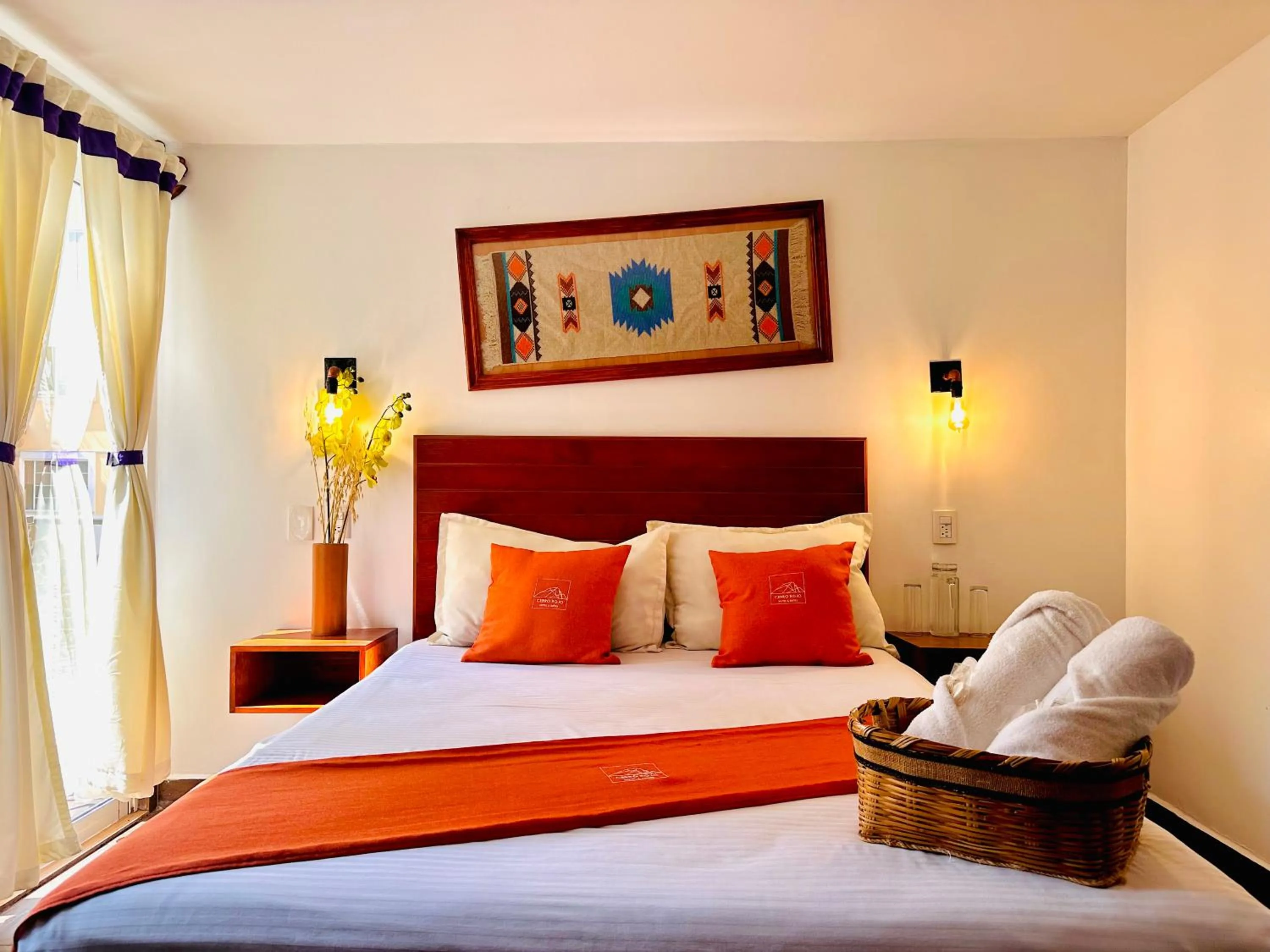 towels, Bed in Hotel & Suites Cerro Roj0