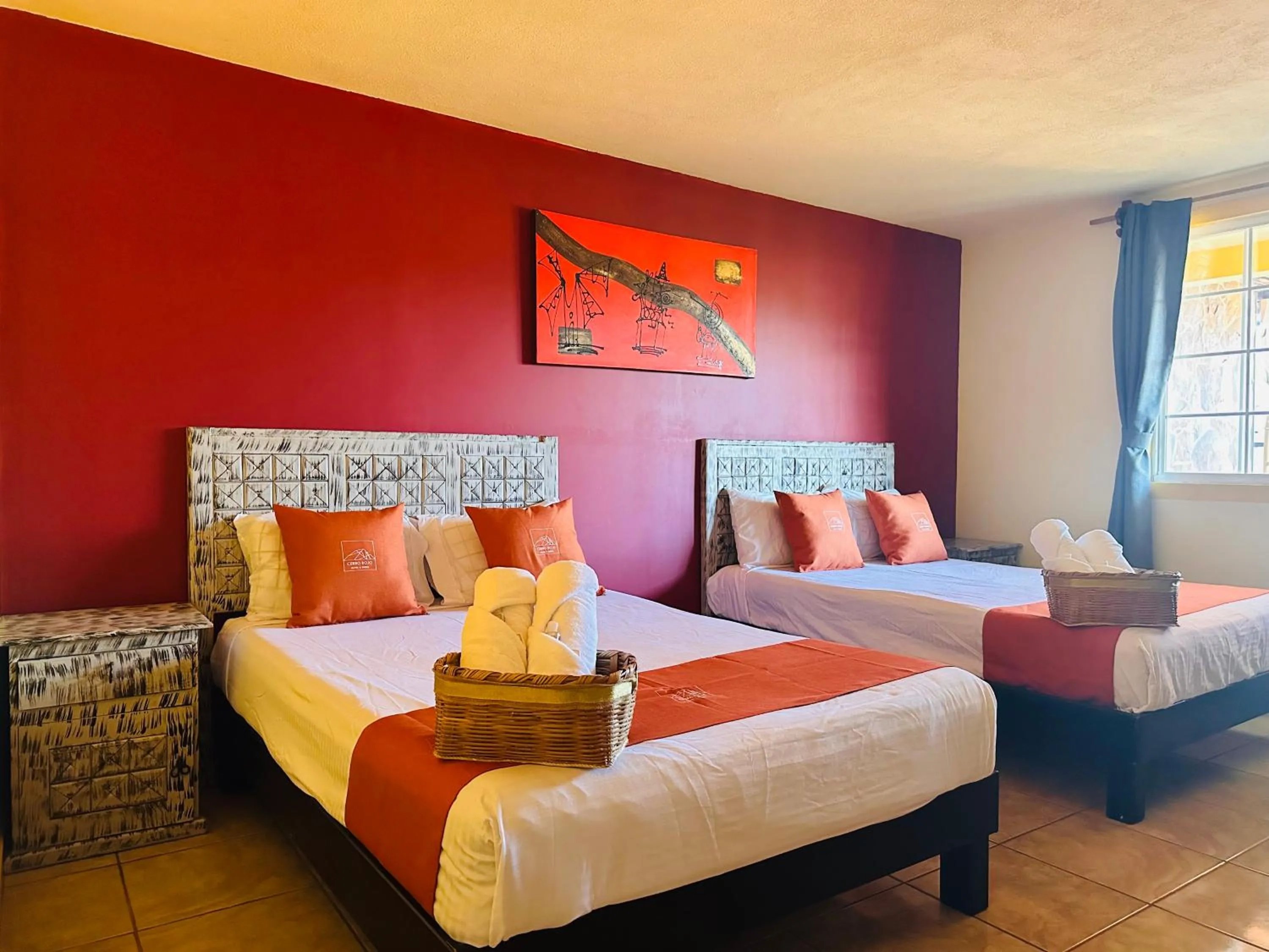 Bedroom, Bed in Hotel & Suites Cerro Roj0