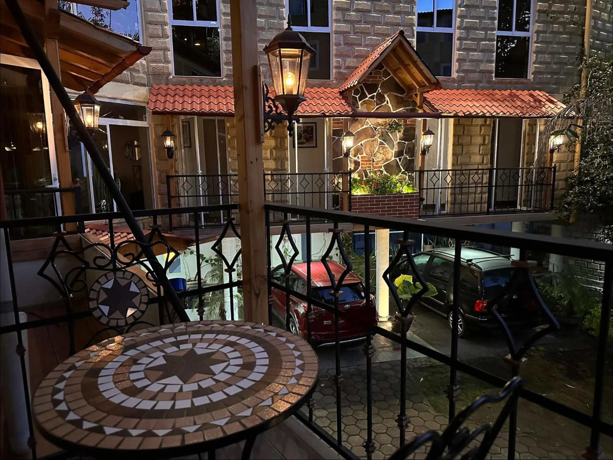 Hotel & Suites Cerro Roj0