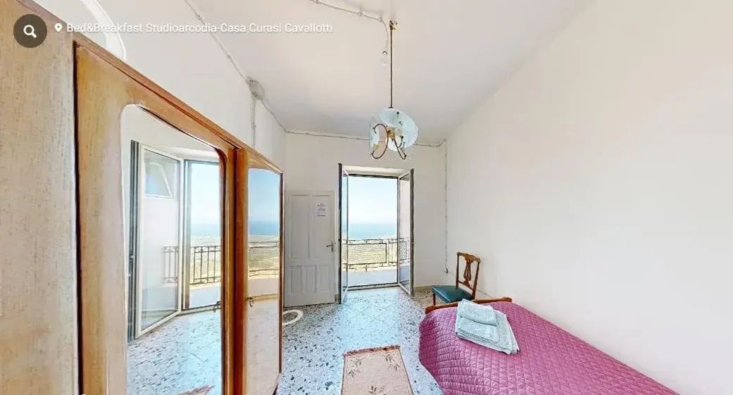 Deluxe Single Room with Balcony in Bed & Breakfast StudioArcodia- Deluxe Single Room with Balcony in Bed & Breakfast StudioArcodia-