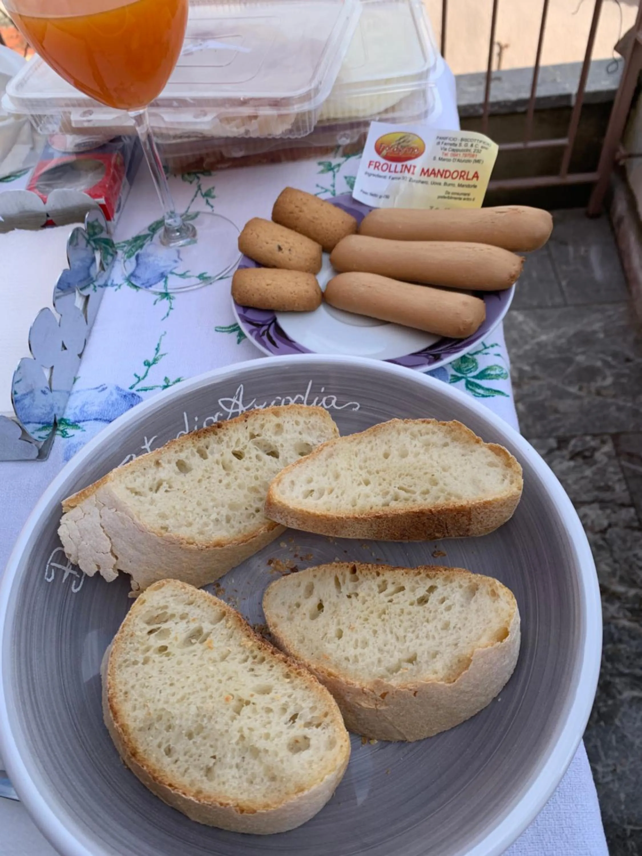 Breakfast in Bed & Breakfast StudioArcodia-