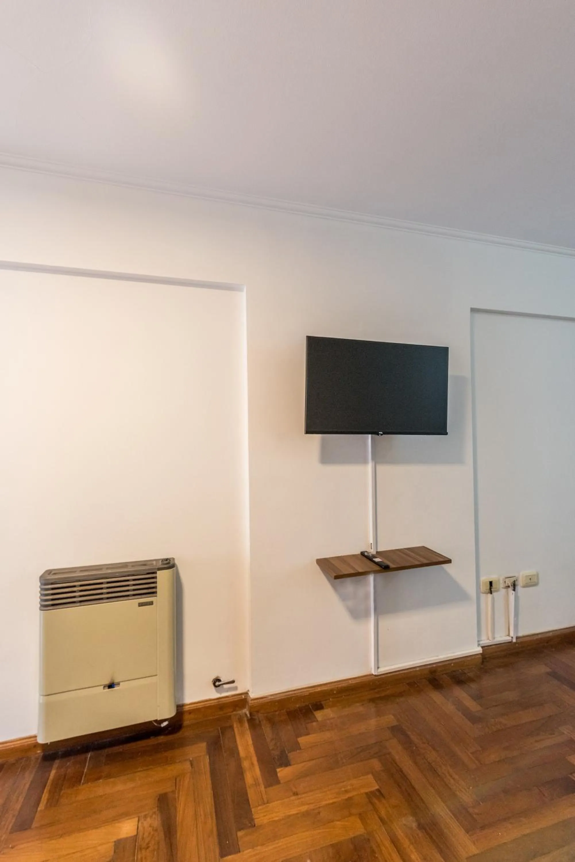 Communal lounge/ TV room in Lofty Departamentos Temporarios