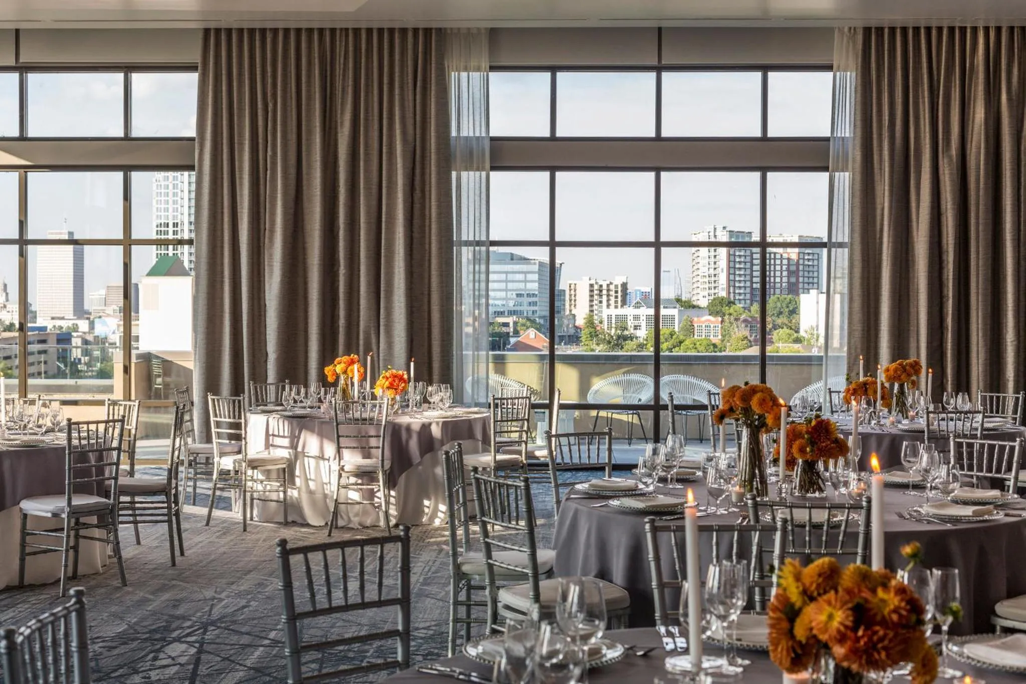 Meeting/conference room in Kimpton Aertson Hotel by IHG