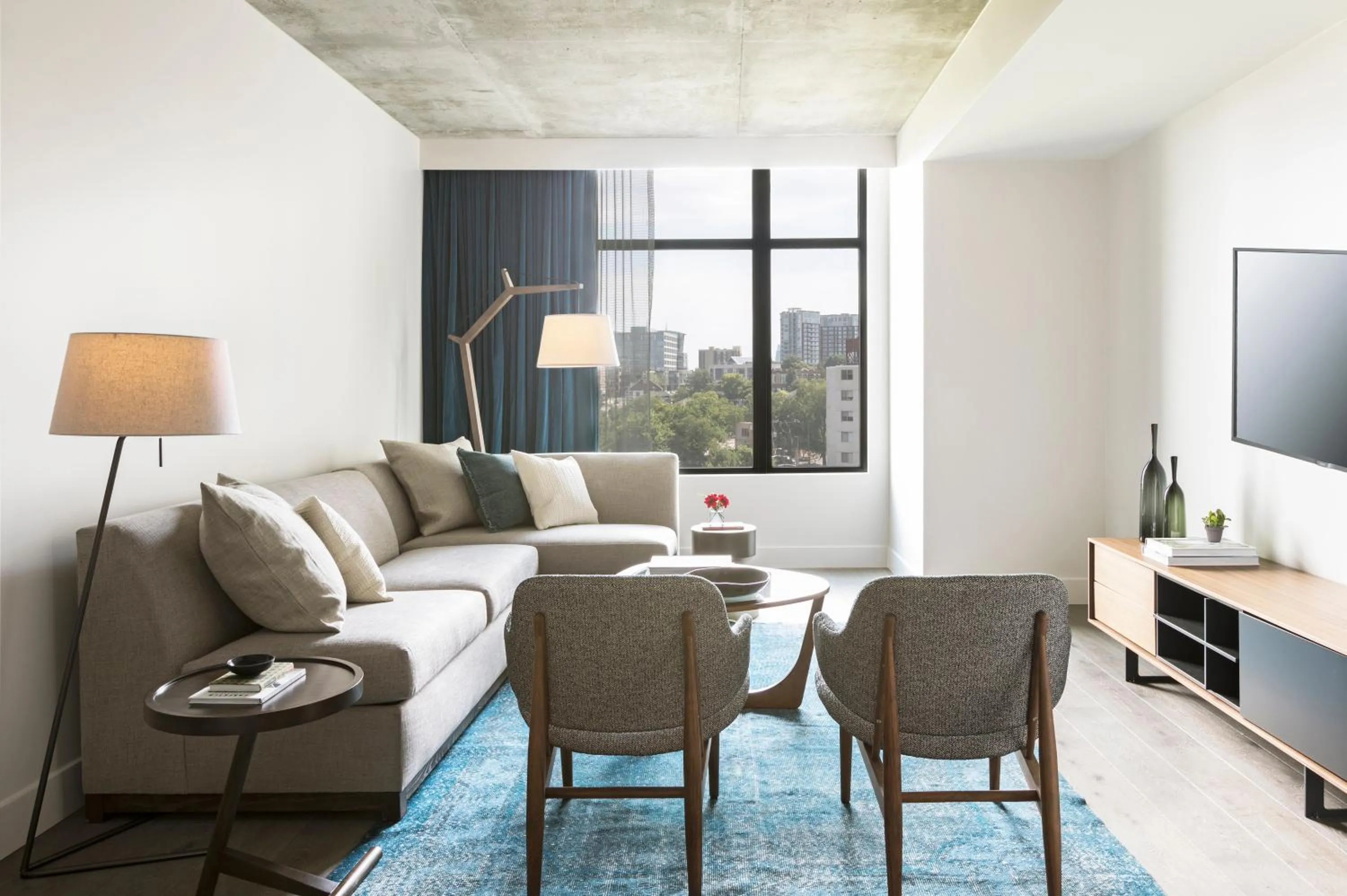 Photo of the whole room in Kimpton Aertson Hotel by IHG