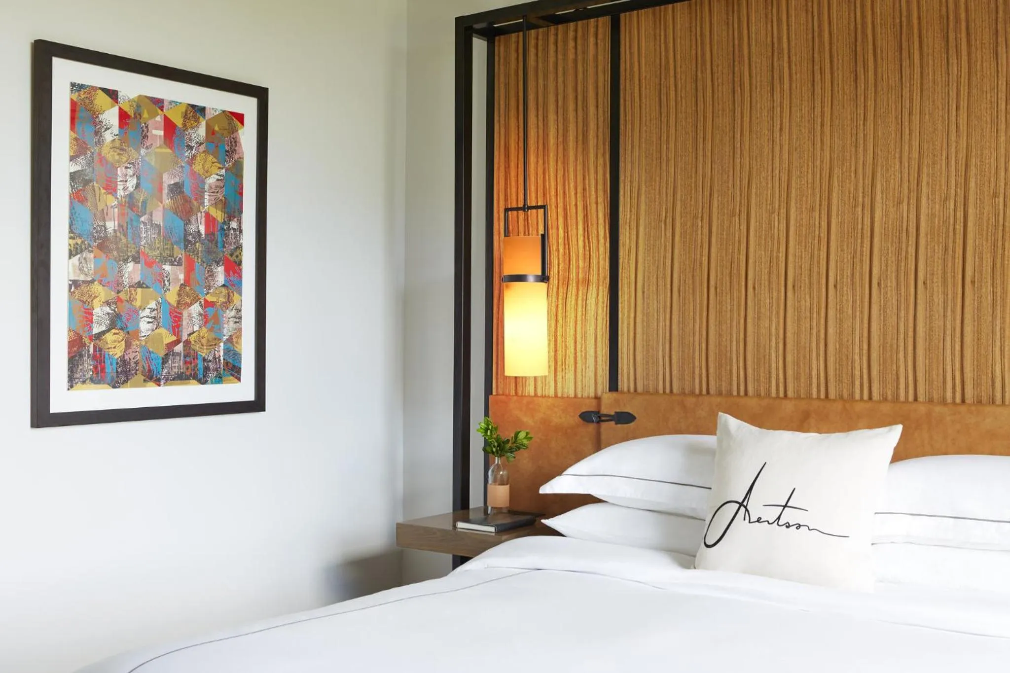 Photo of the whole room, Bed in Kimpton Aertson Hotel by IHG