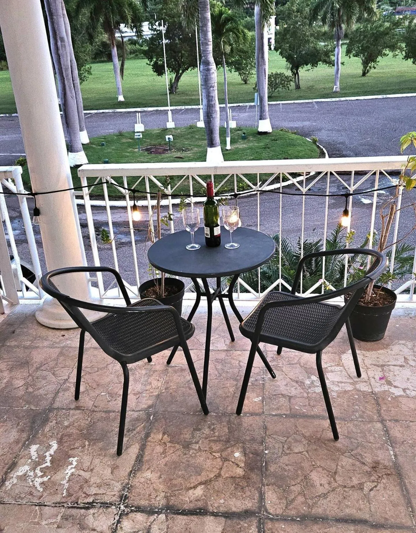 Patio in Seacastles by the beach/pool