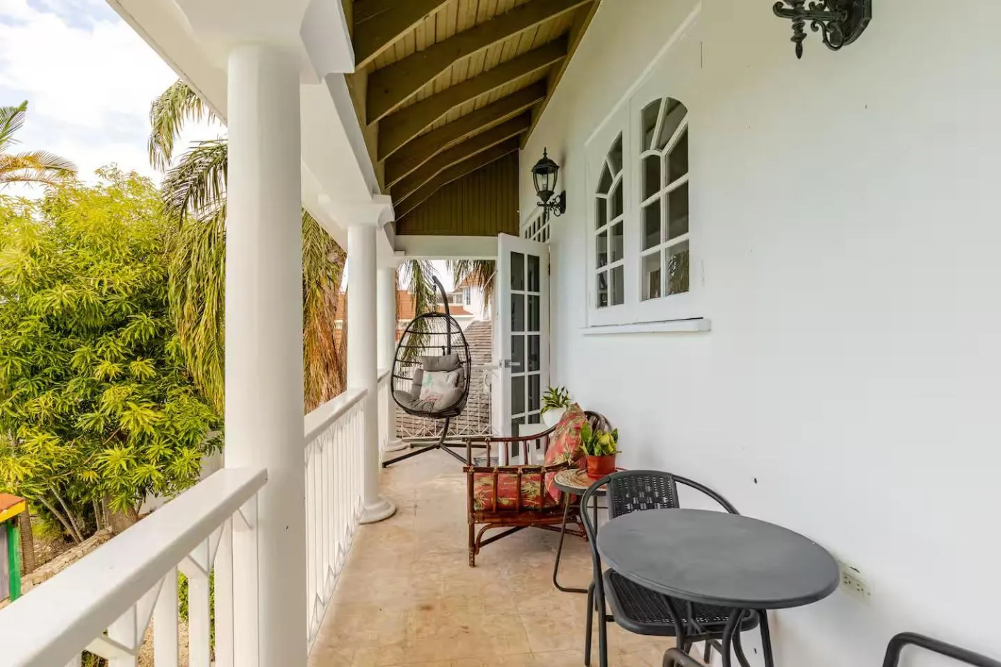 Patio in Seacastles by the beach/pool