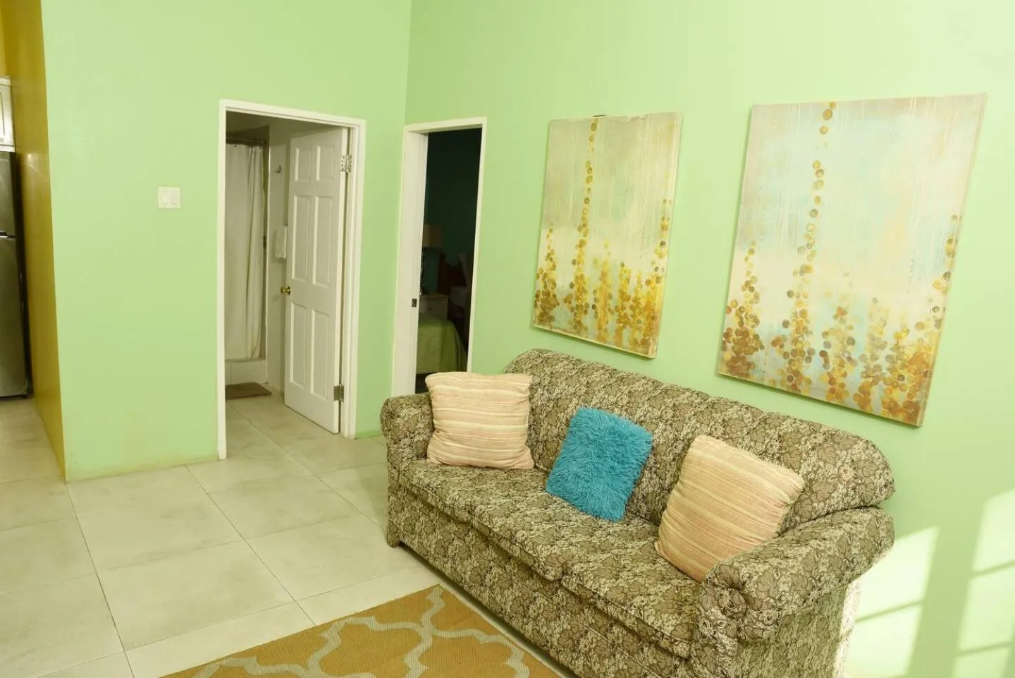 Living room in Seacastles by the beach/pool