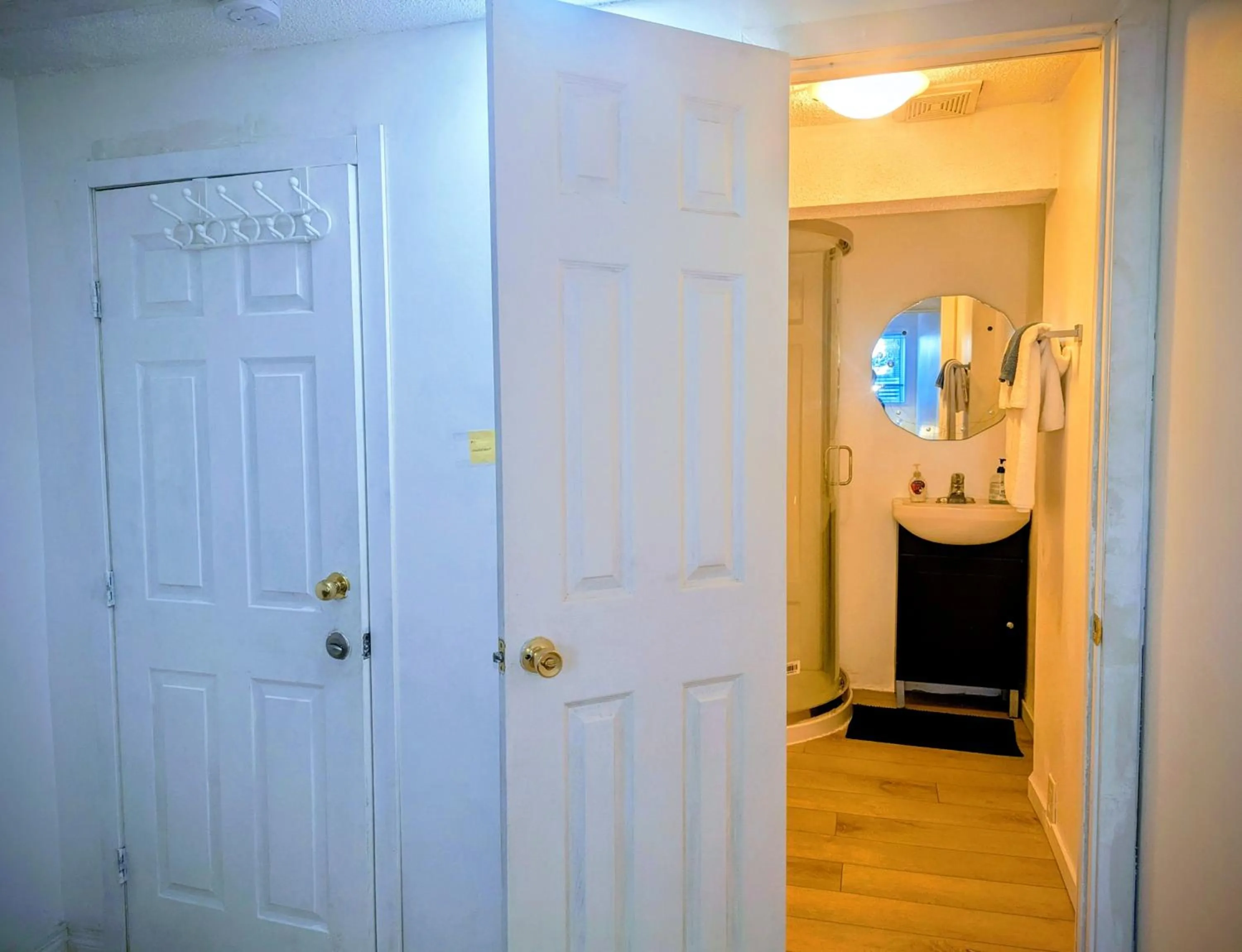 Calgary Star Cozy Home