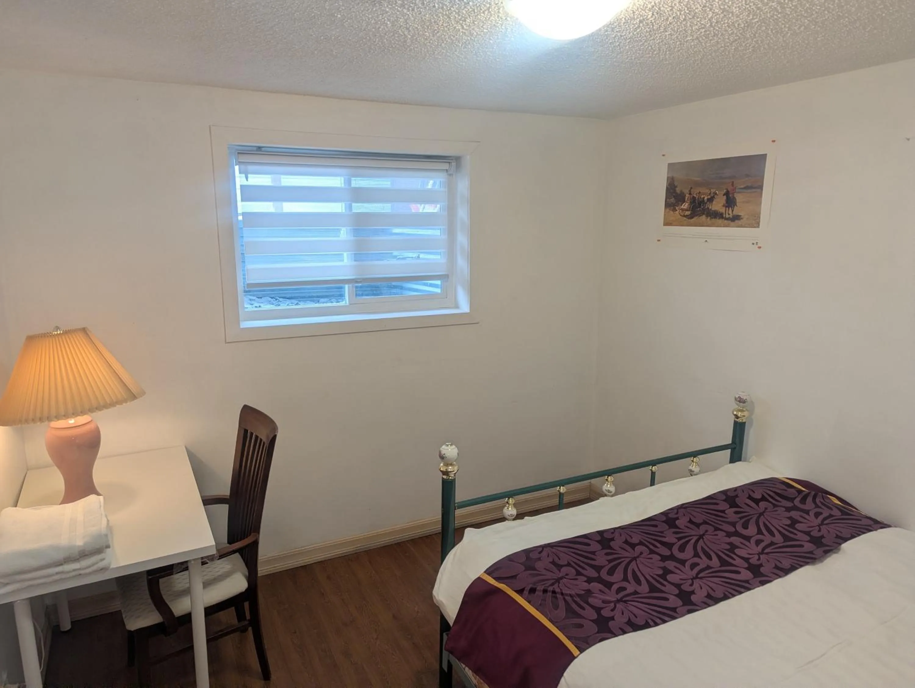 Bed in Calgary Star Cozy Home