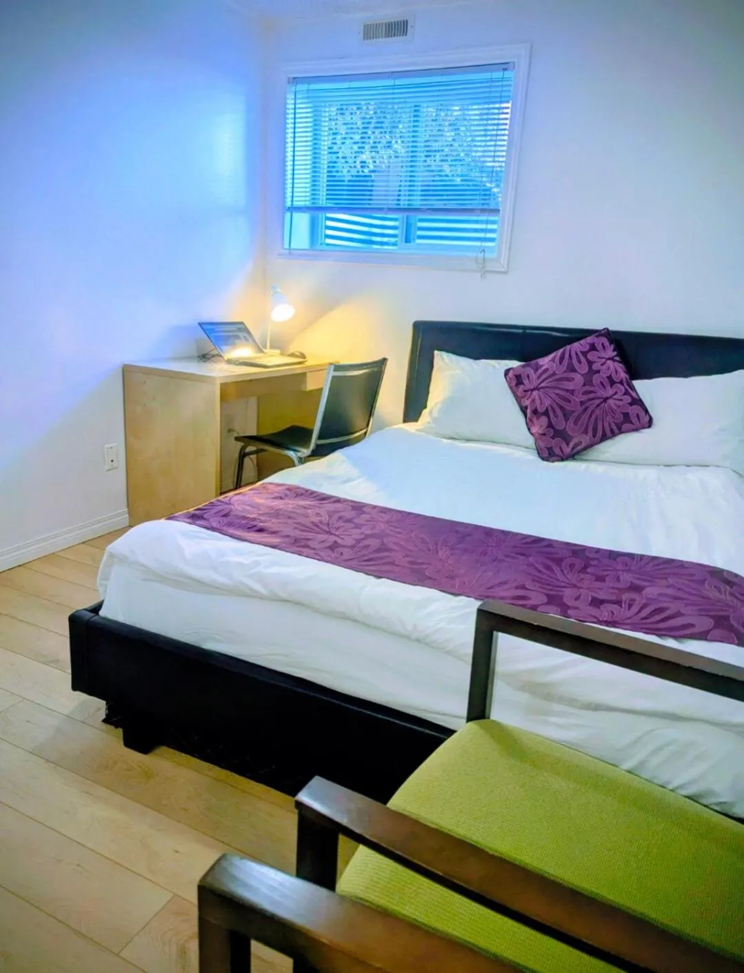 Bedroom, Bed in Calgary Star Cozy Home