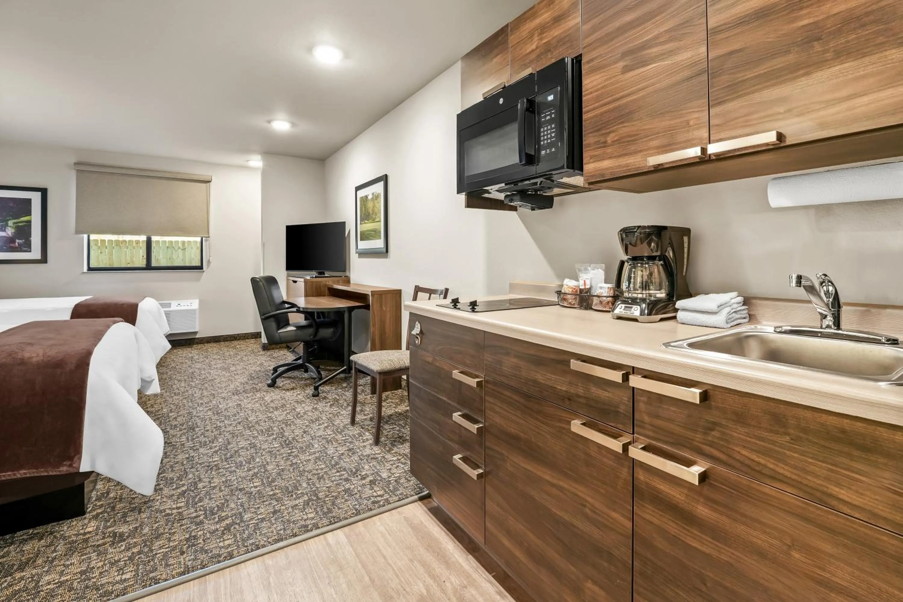 Kitchen or kitchenette in My Place Hotel-Ketchikan, AK